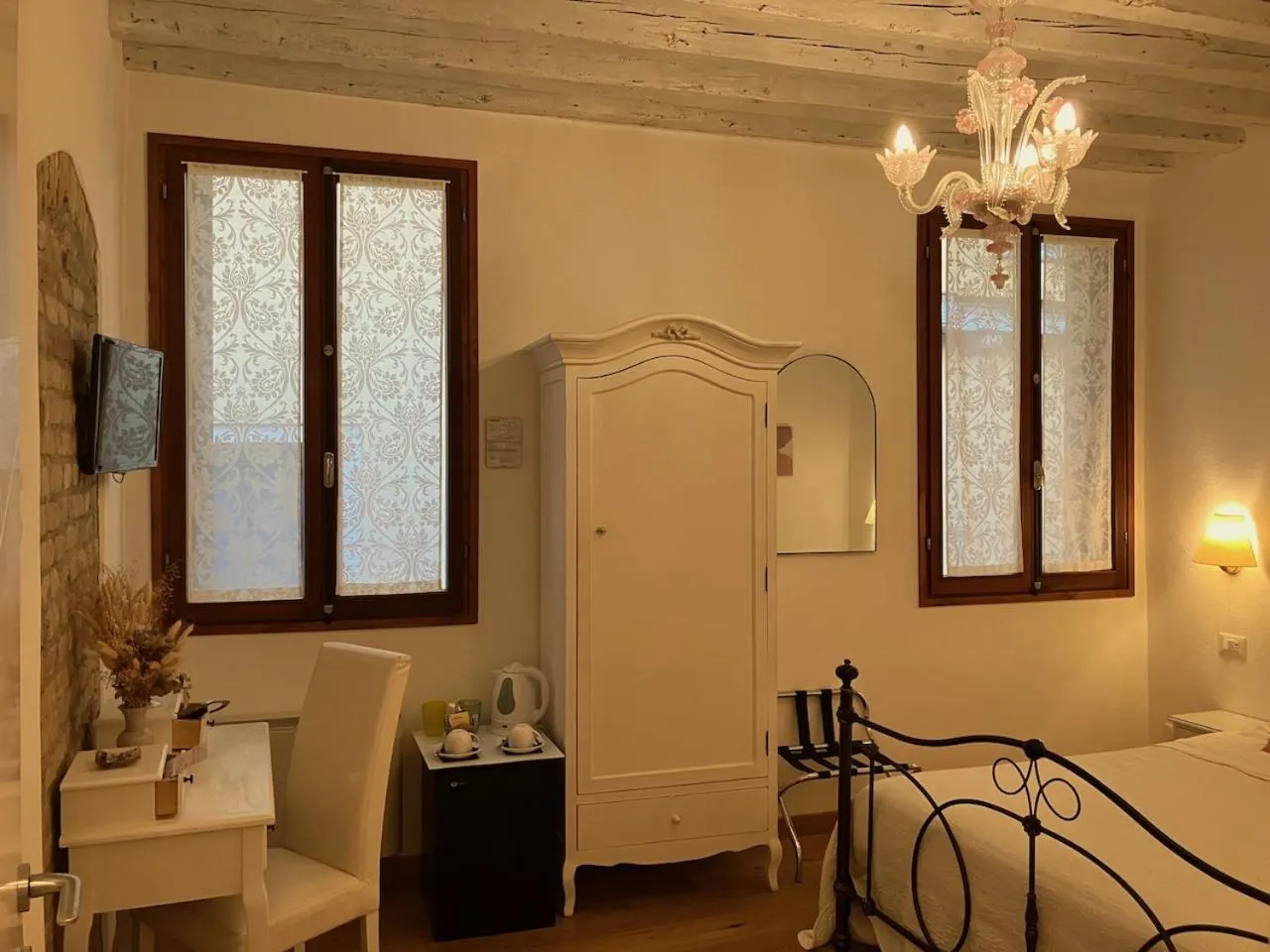 Bedroom, Bed in Residenza Corte Antica B&B