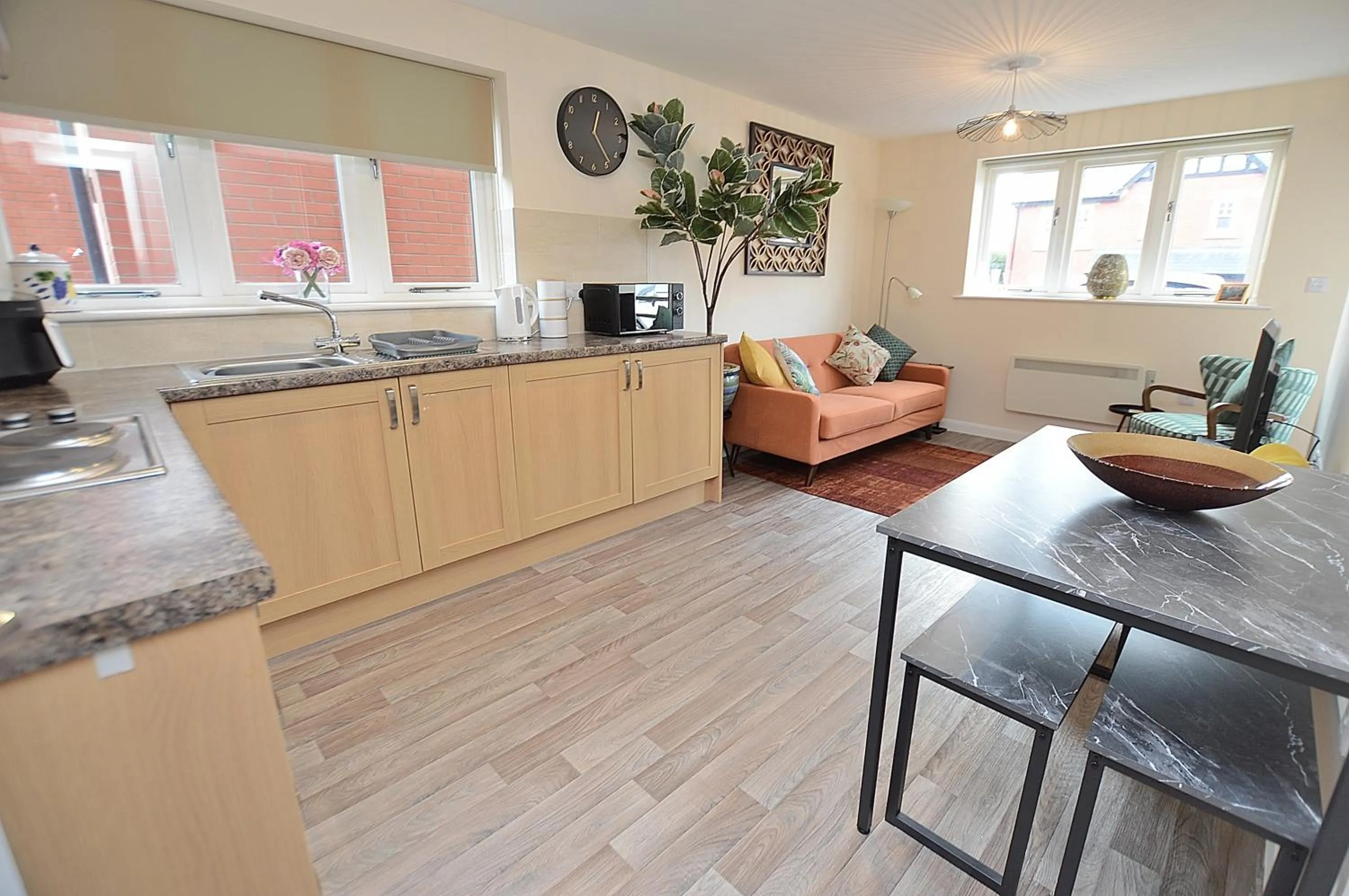 Kitchen or kitchenette in The Claremont