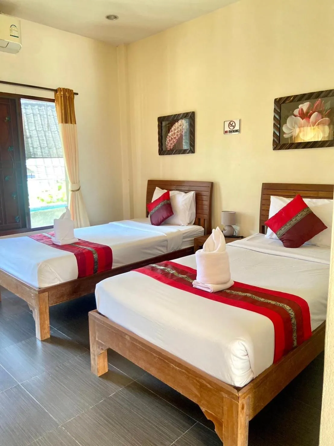 Bed in Home Inn Pai Garden