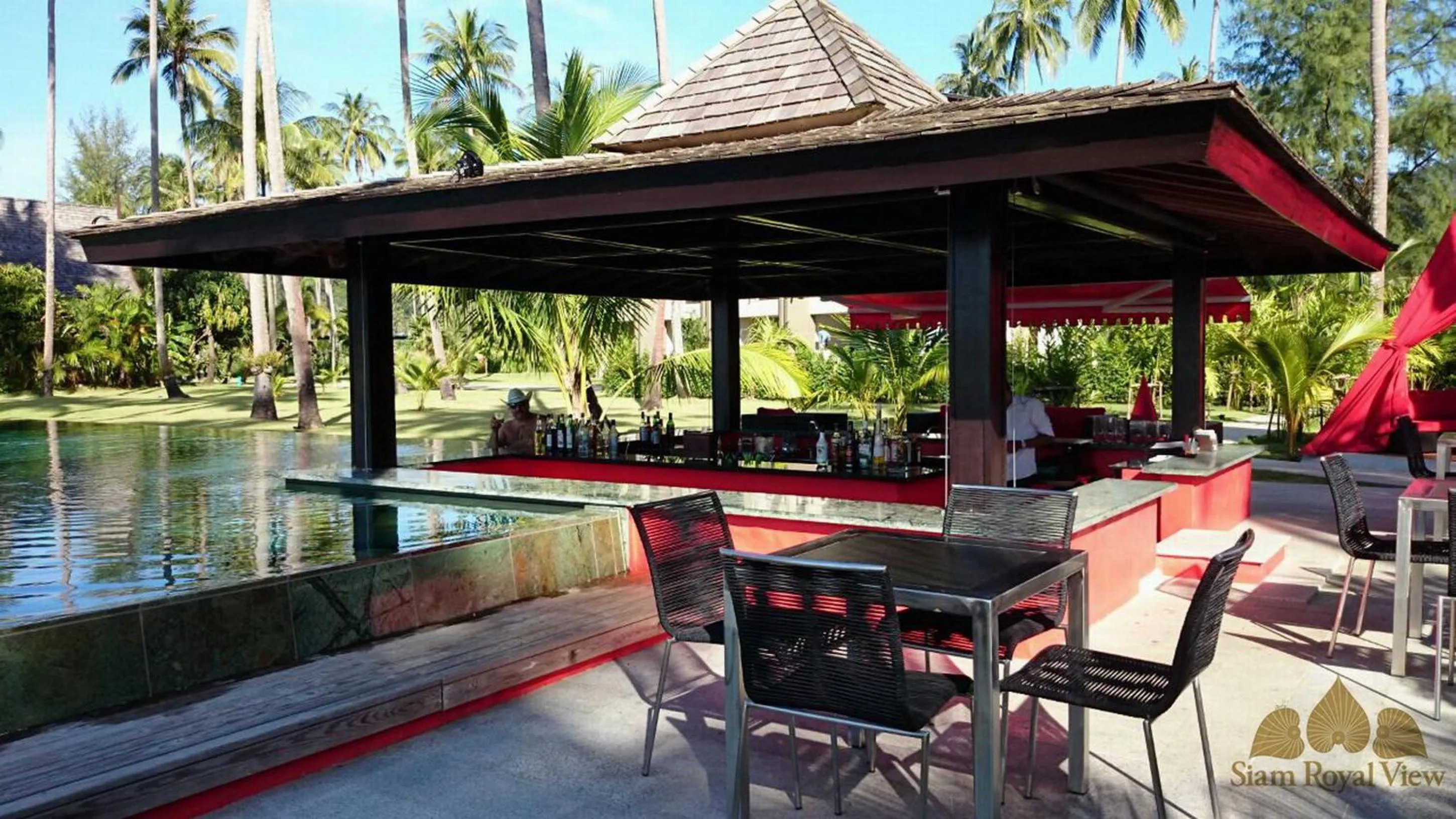 Patio in Siam Royal View Resort Apartments