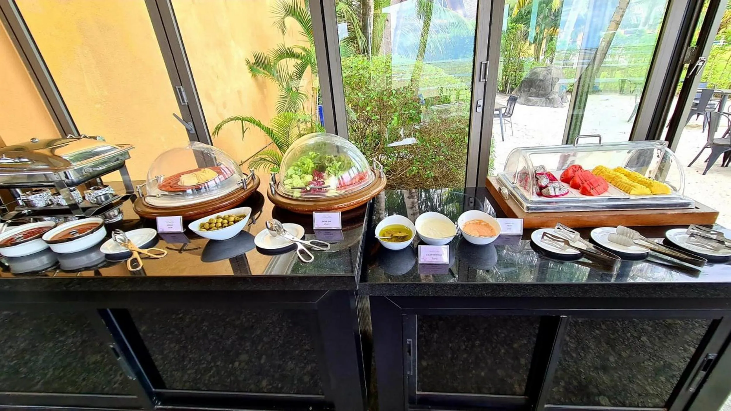 Buffet breakfast in Siam Royal View Resort Apartments