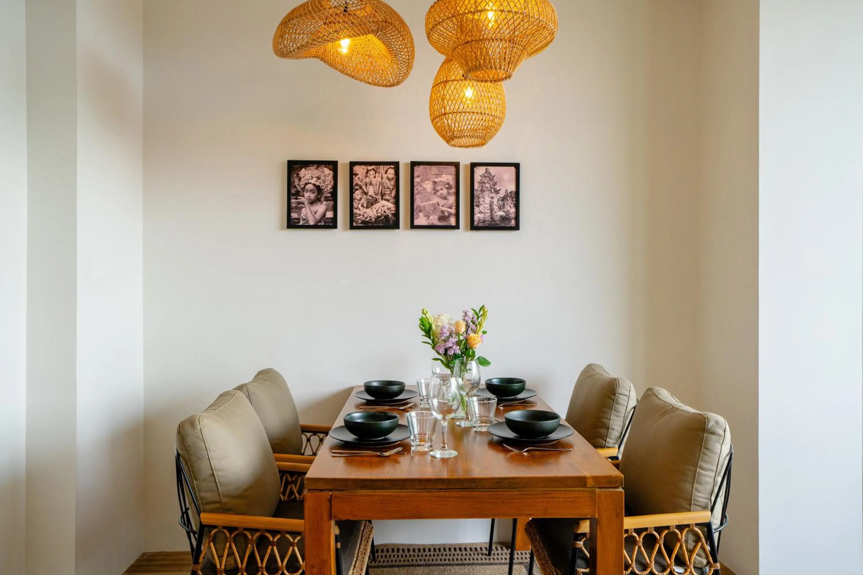 Seating area in Avanya Luxury Apartment