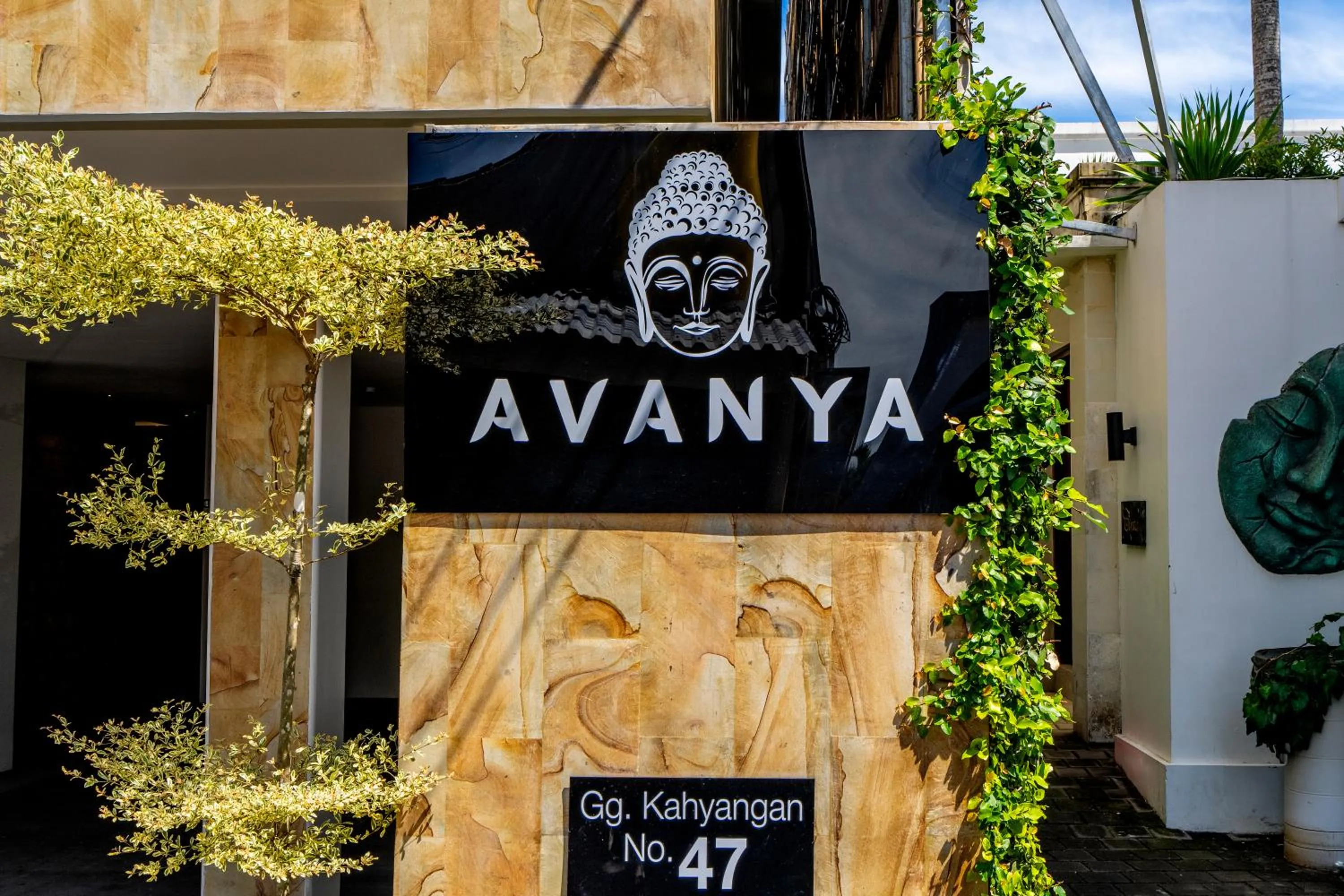 Day in Avanya Luxury Apartment