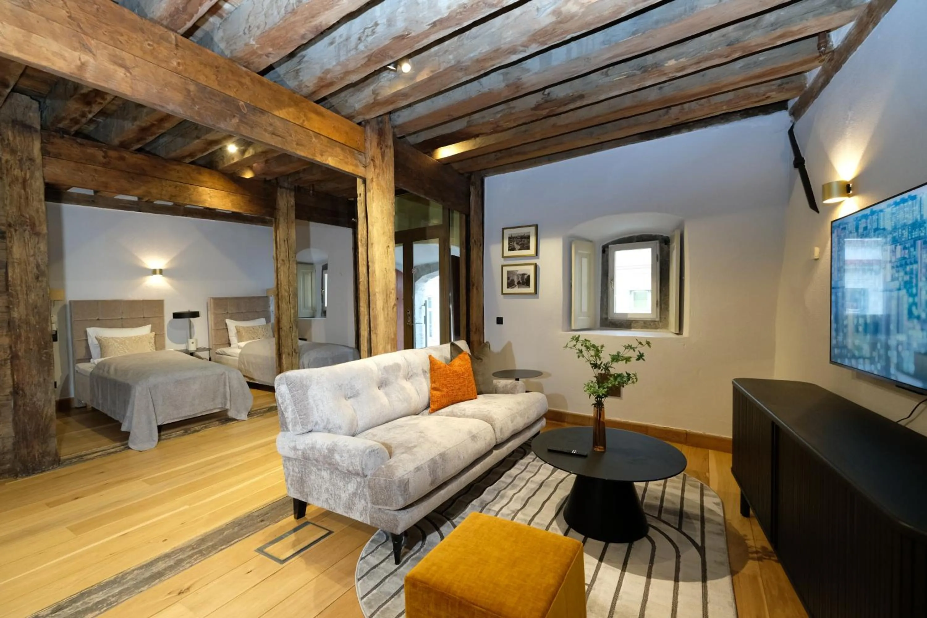 Photo of the whole room, Bed in The Three Sisters Hotel