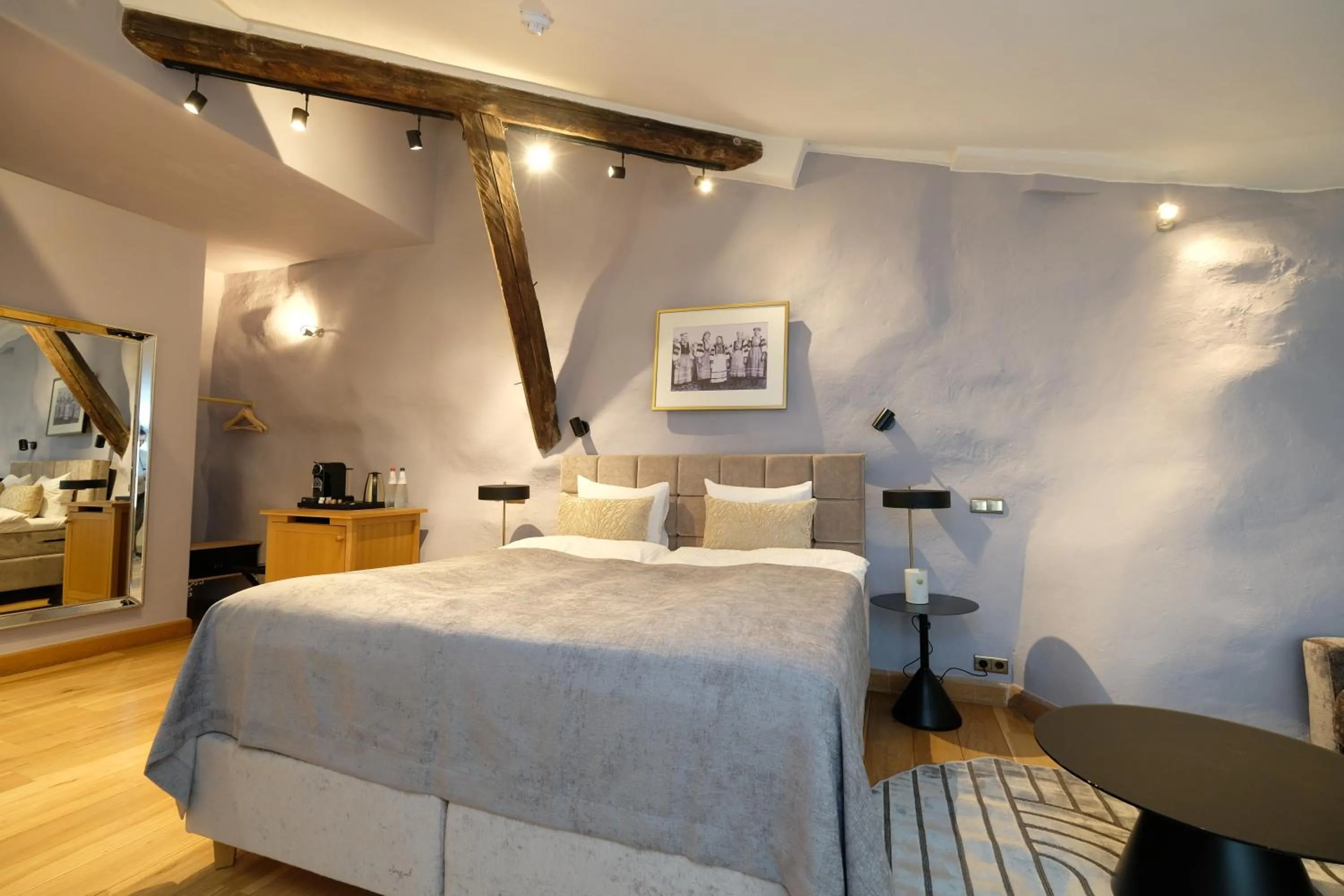 Bedroom, Bed in The Three Sisters Hotel