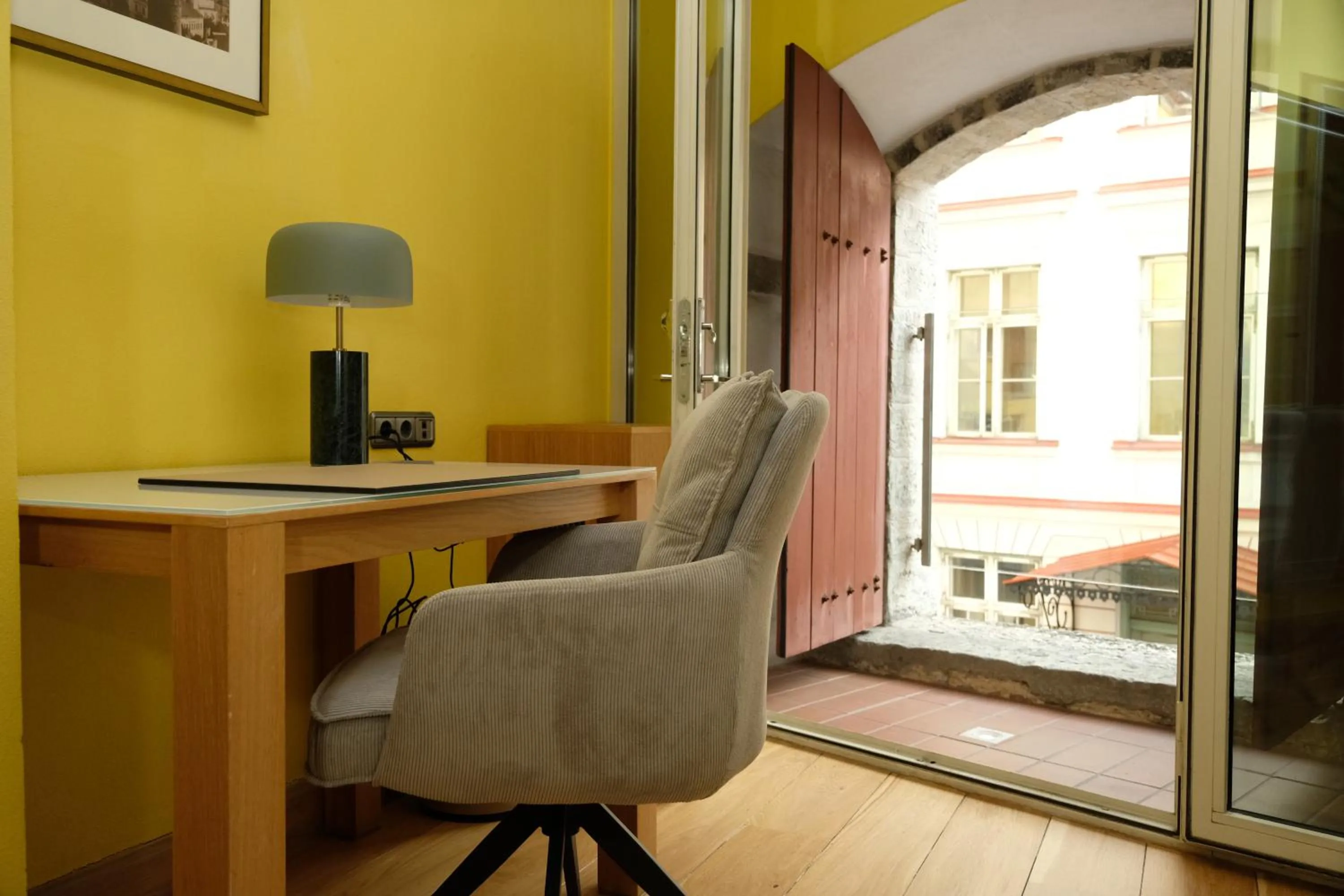 The Three Sisters Hotel