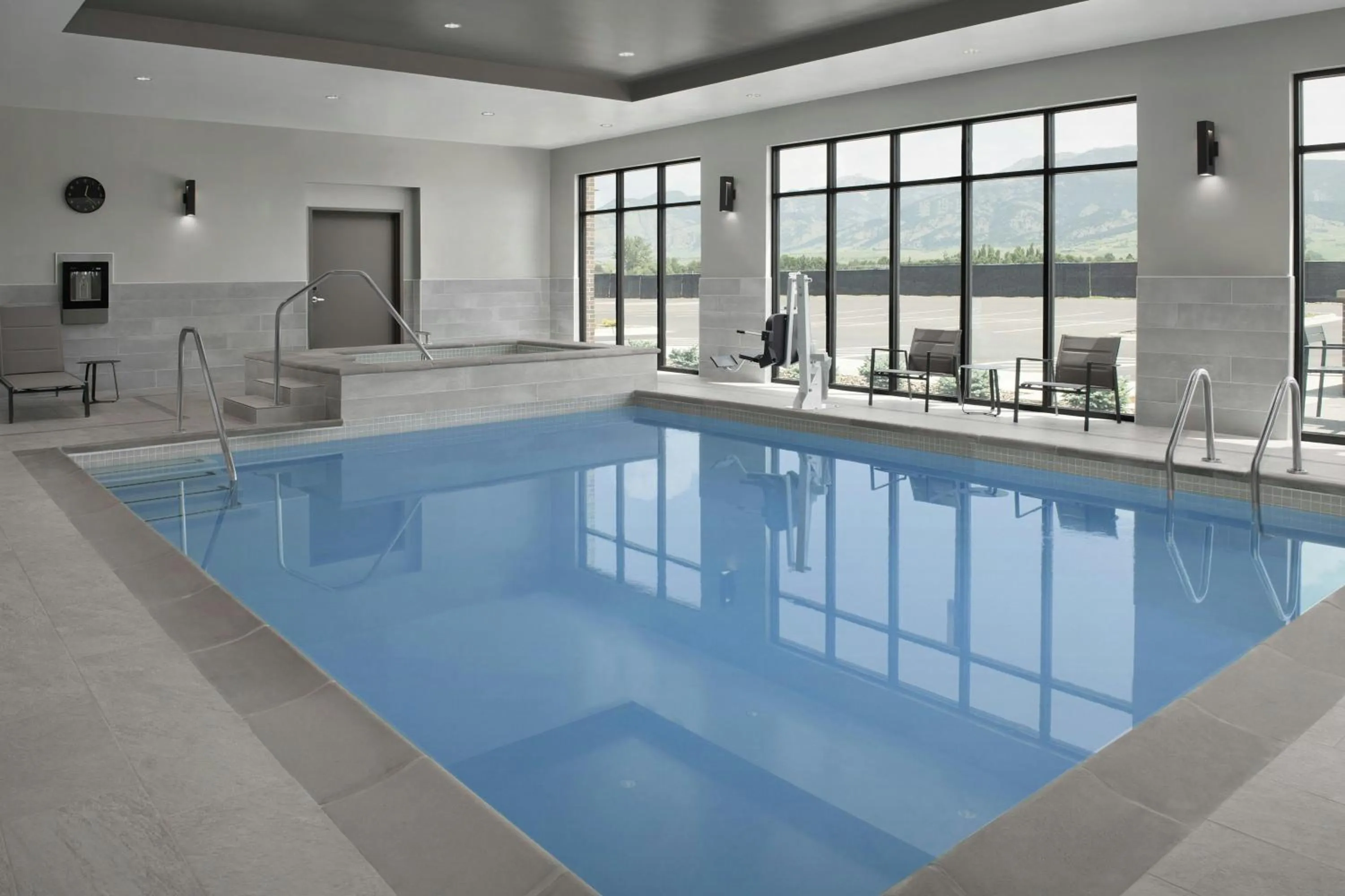 Swimming pool in TownePlace Suites by Marriott Bozeman West