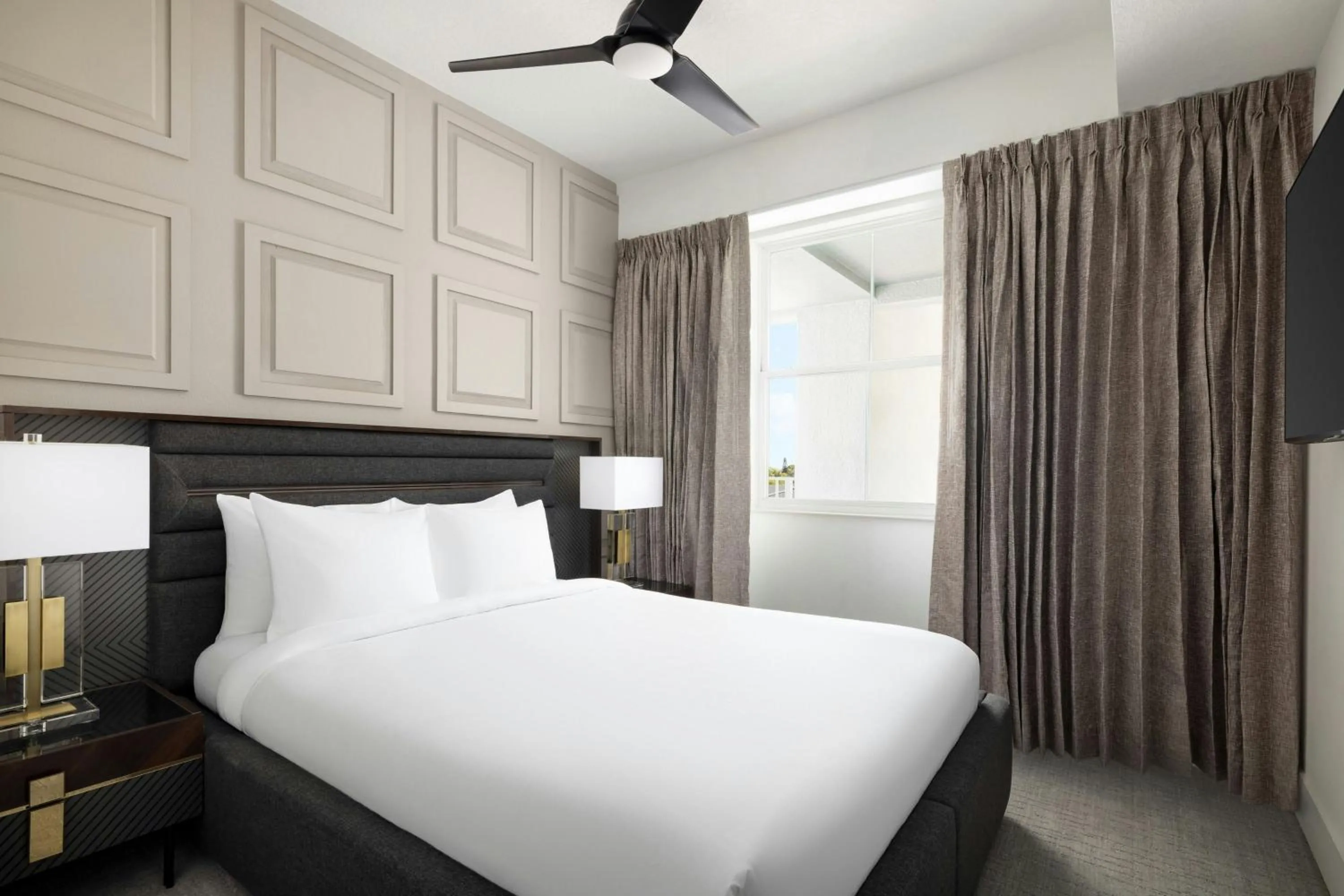 Bedroom, Bed in Villatel Orlando Resort, Apartments by Marriott Bonvoy