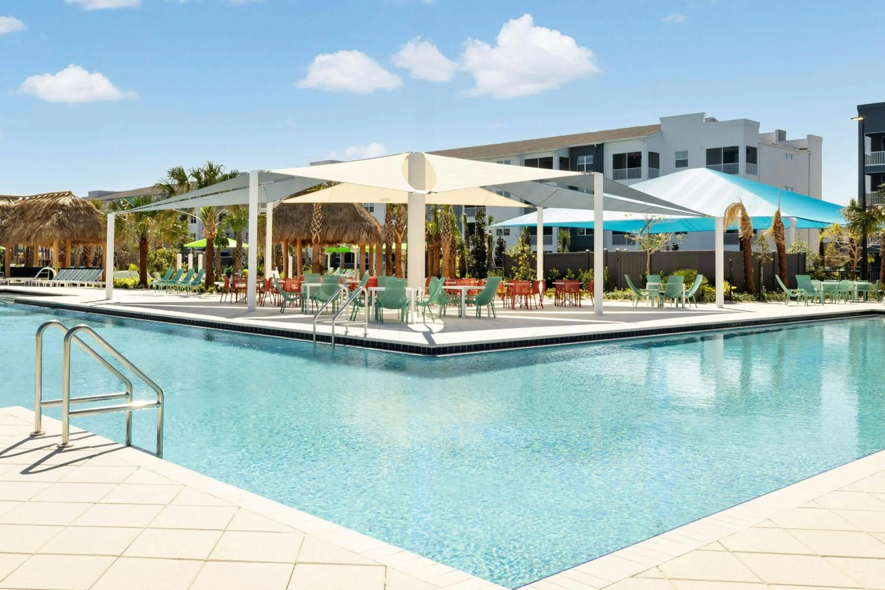 Swimming pool in Villatel Orlando Resort, Apartments by Marriott Bonvoy