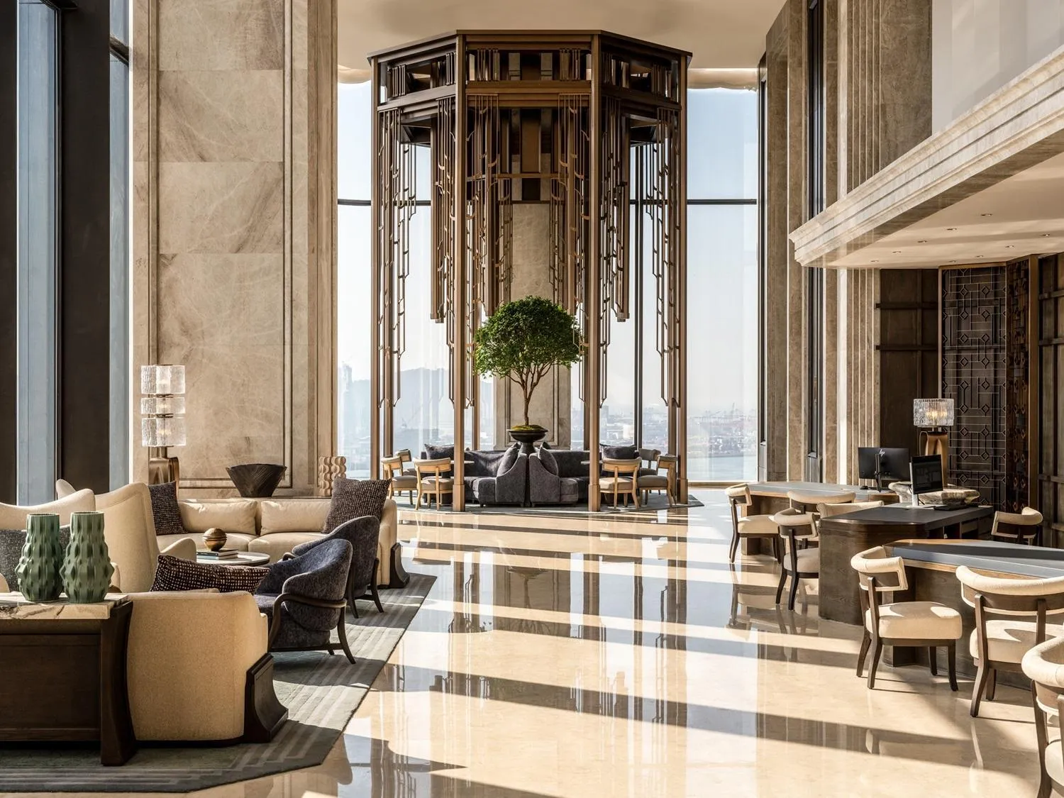 Lobby or reception in The St. Regis Shenzhen Bao'an