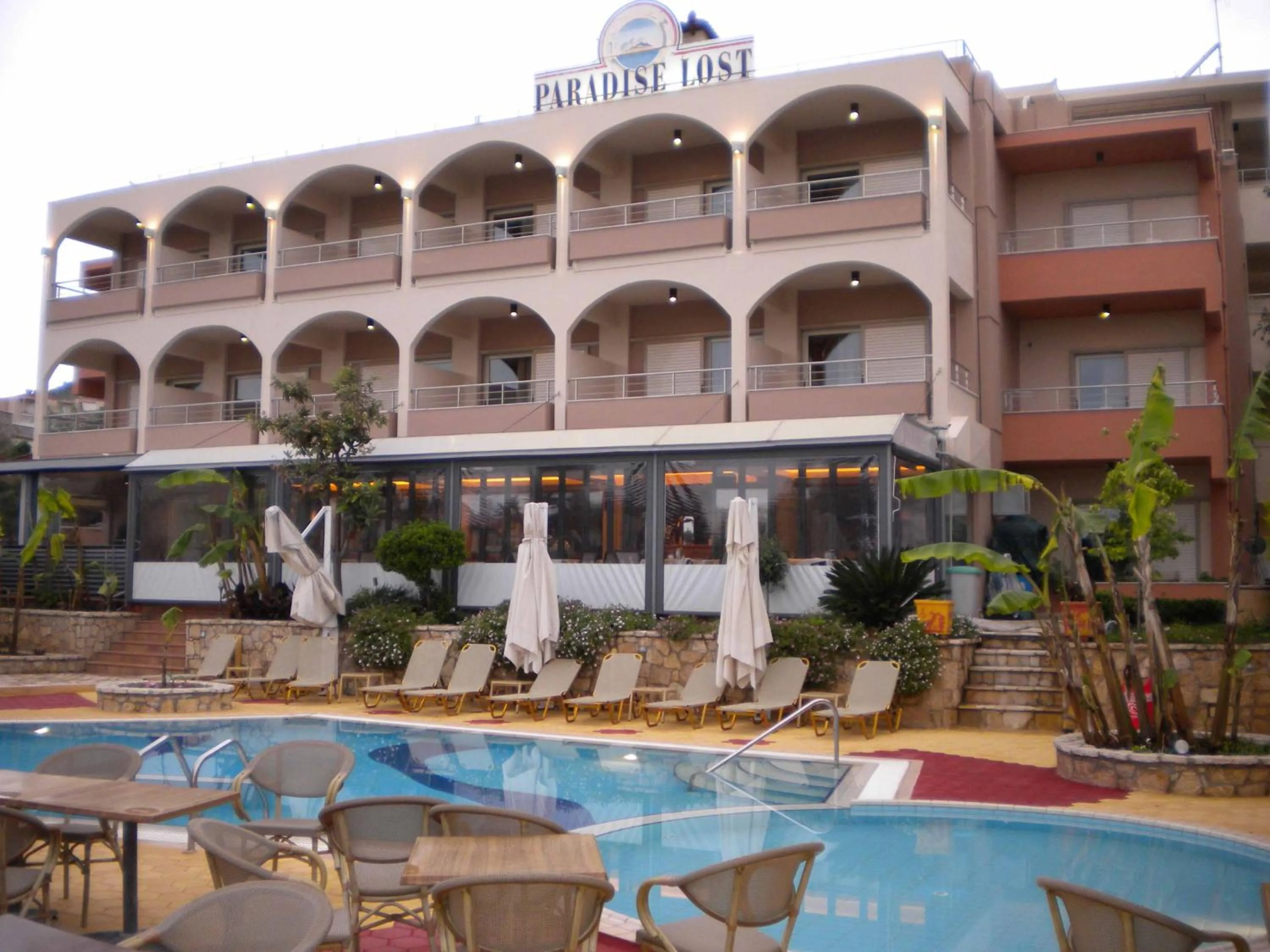 Facade/entrance in Paradise Lost Hotel-Apartments
