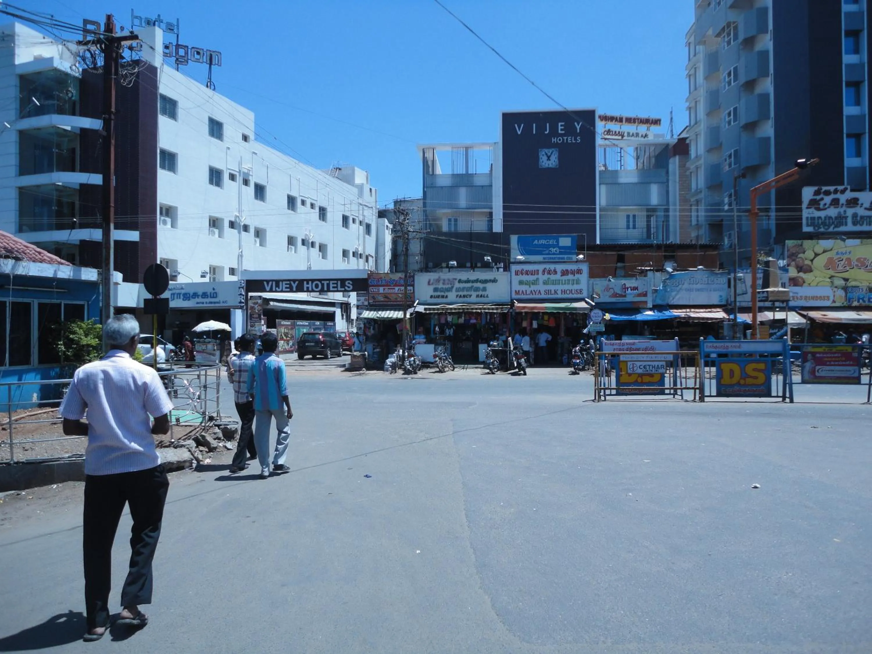 Property building in Vijey Hotels