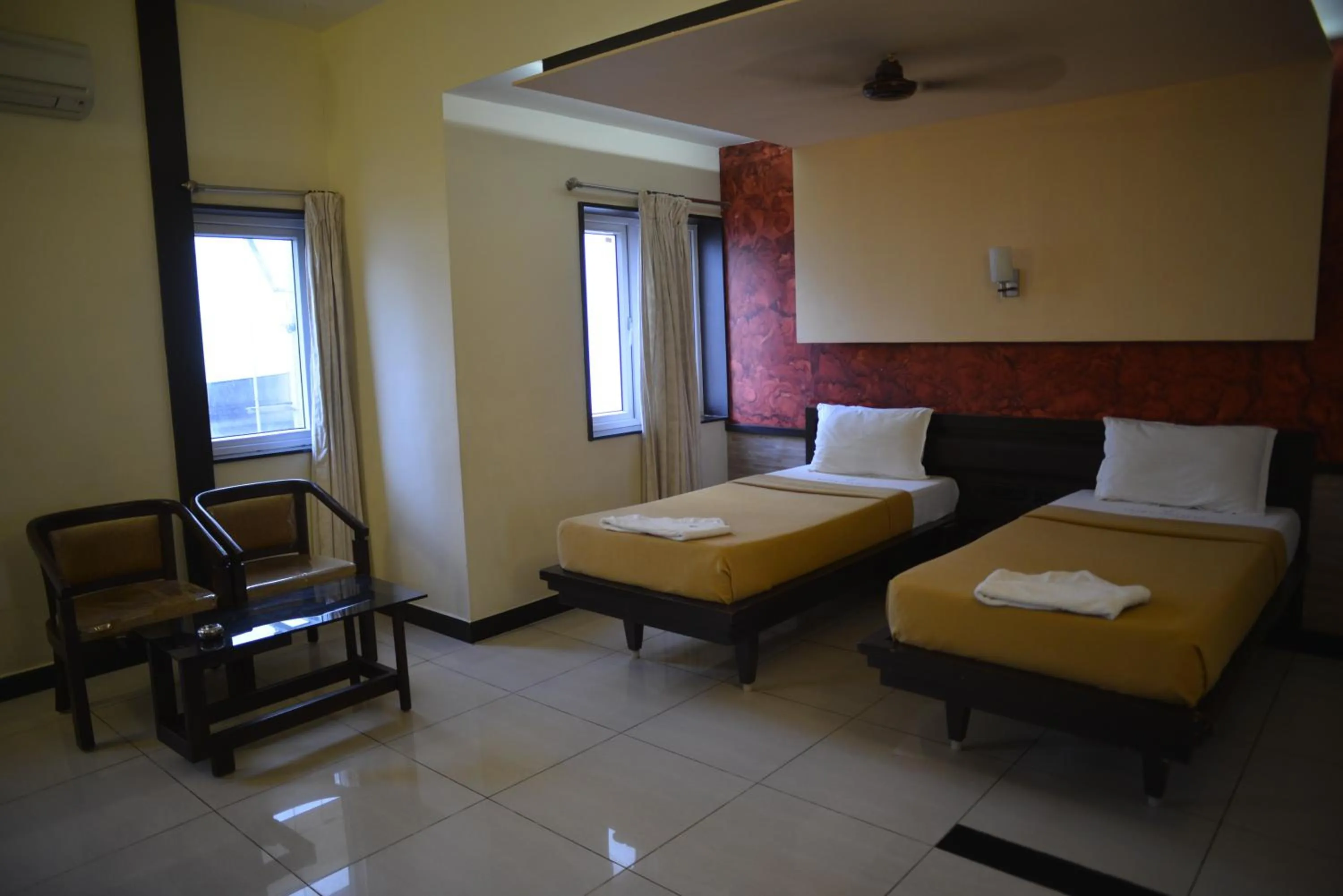 Bedroom, Bed in Vijey Hotels