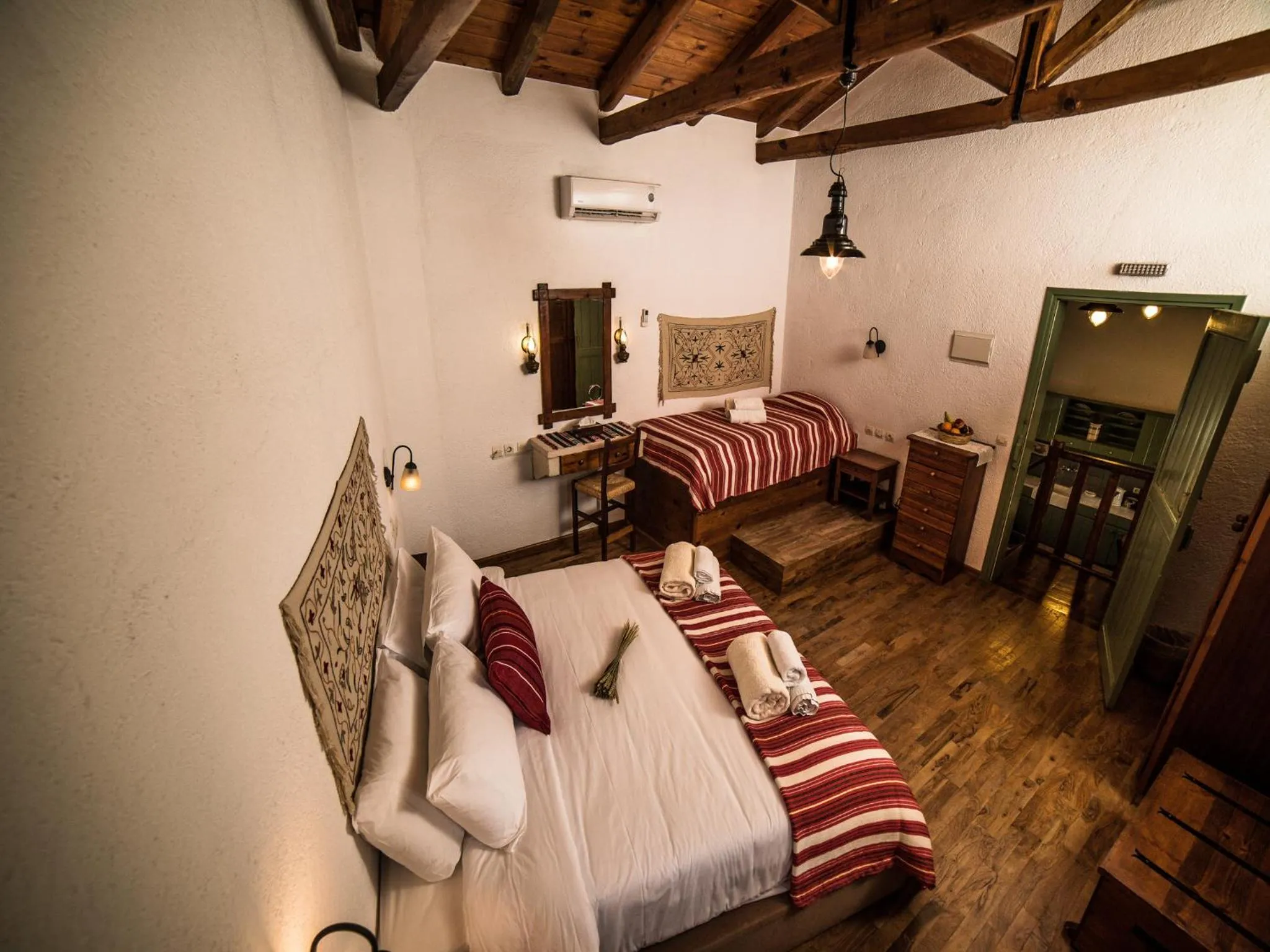 Bedroom, Bed in Villa Archanes
