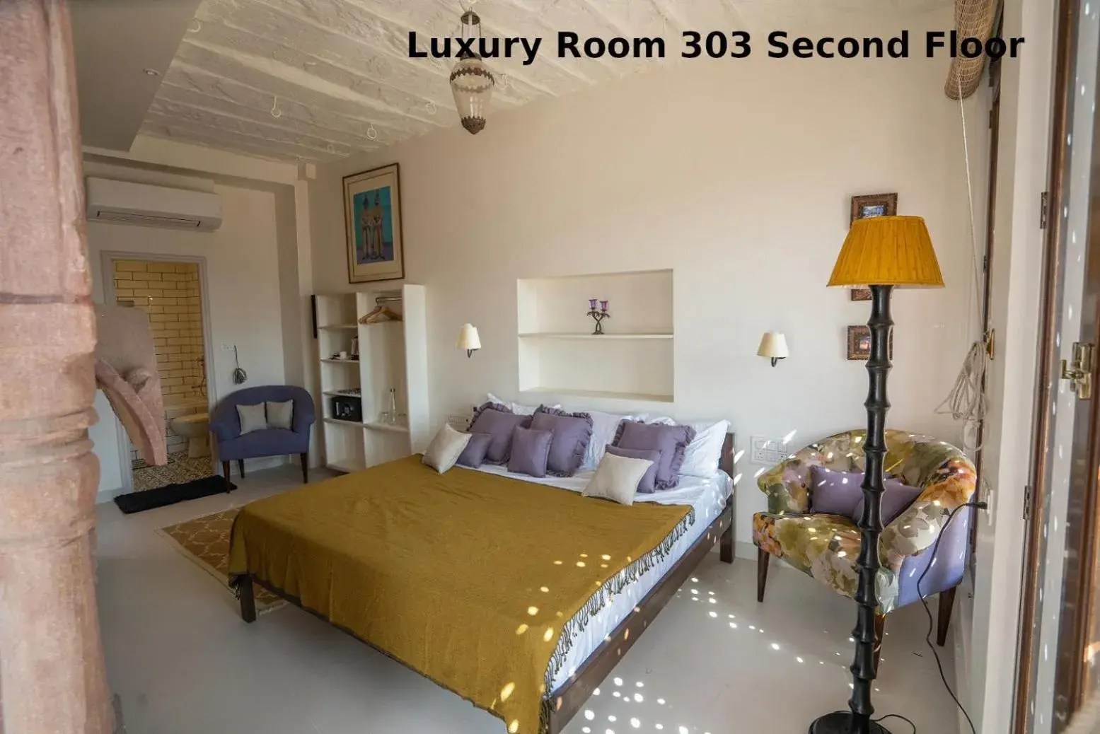 Deluxe Double Room with Bath in Aakash Heritage Haveli Deluxe Double Room with Bath in Aakash Heritage Haveli