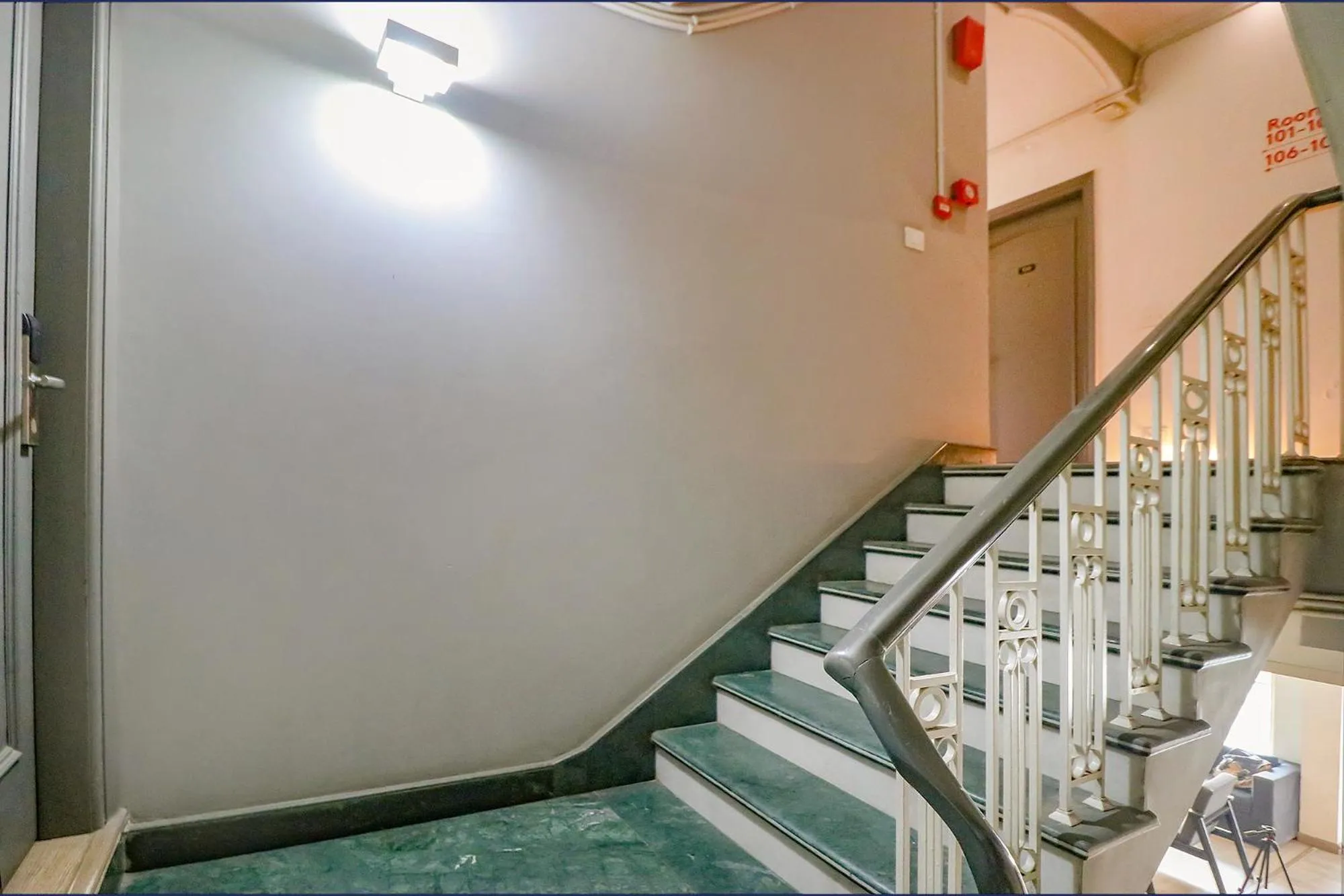 Lobby or reception in FabHotel Lord Inn