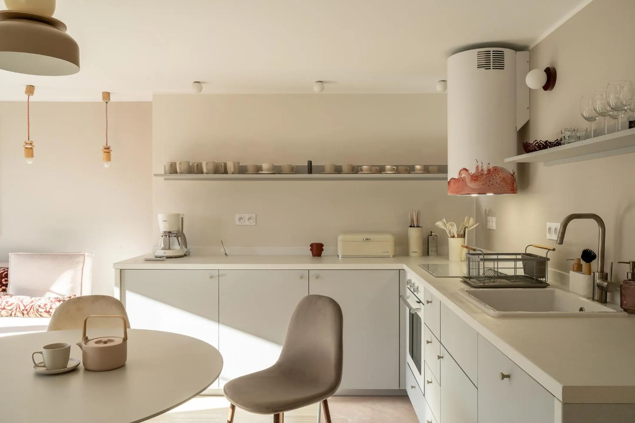 Kitchen or kitchenette in RentPlanet - Apartamenty Rynek