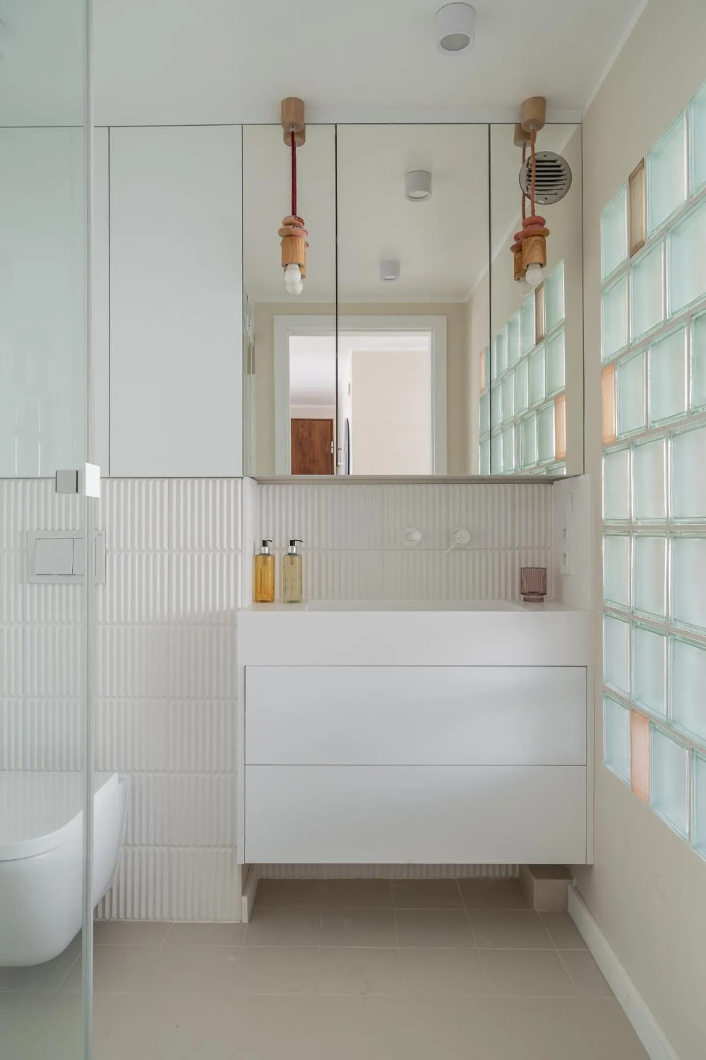 Bathroom in RentPlanet - Apartamenty Rynek