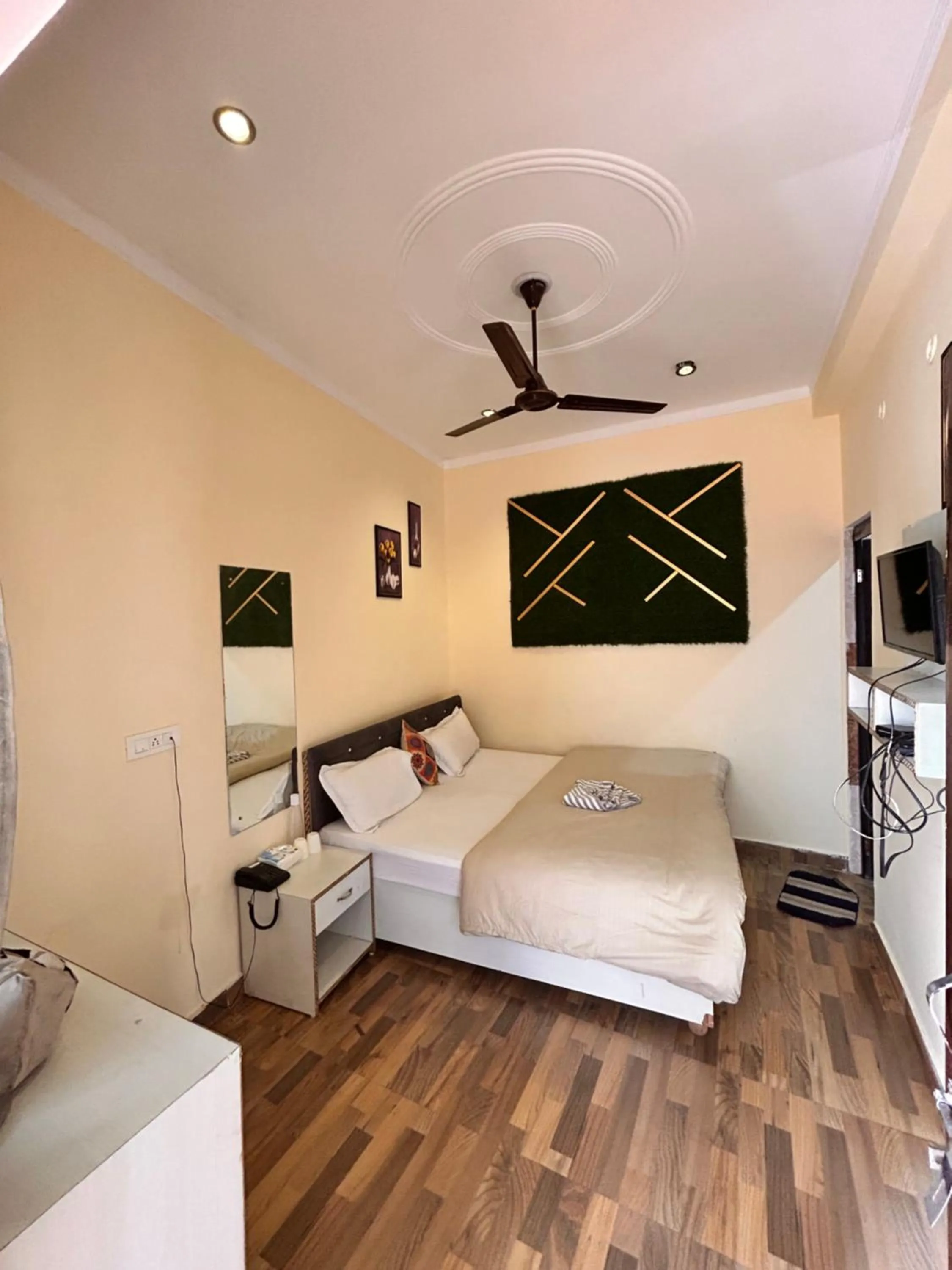 Bed in OLT Hostel Rishikesh