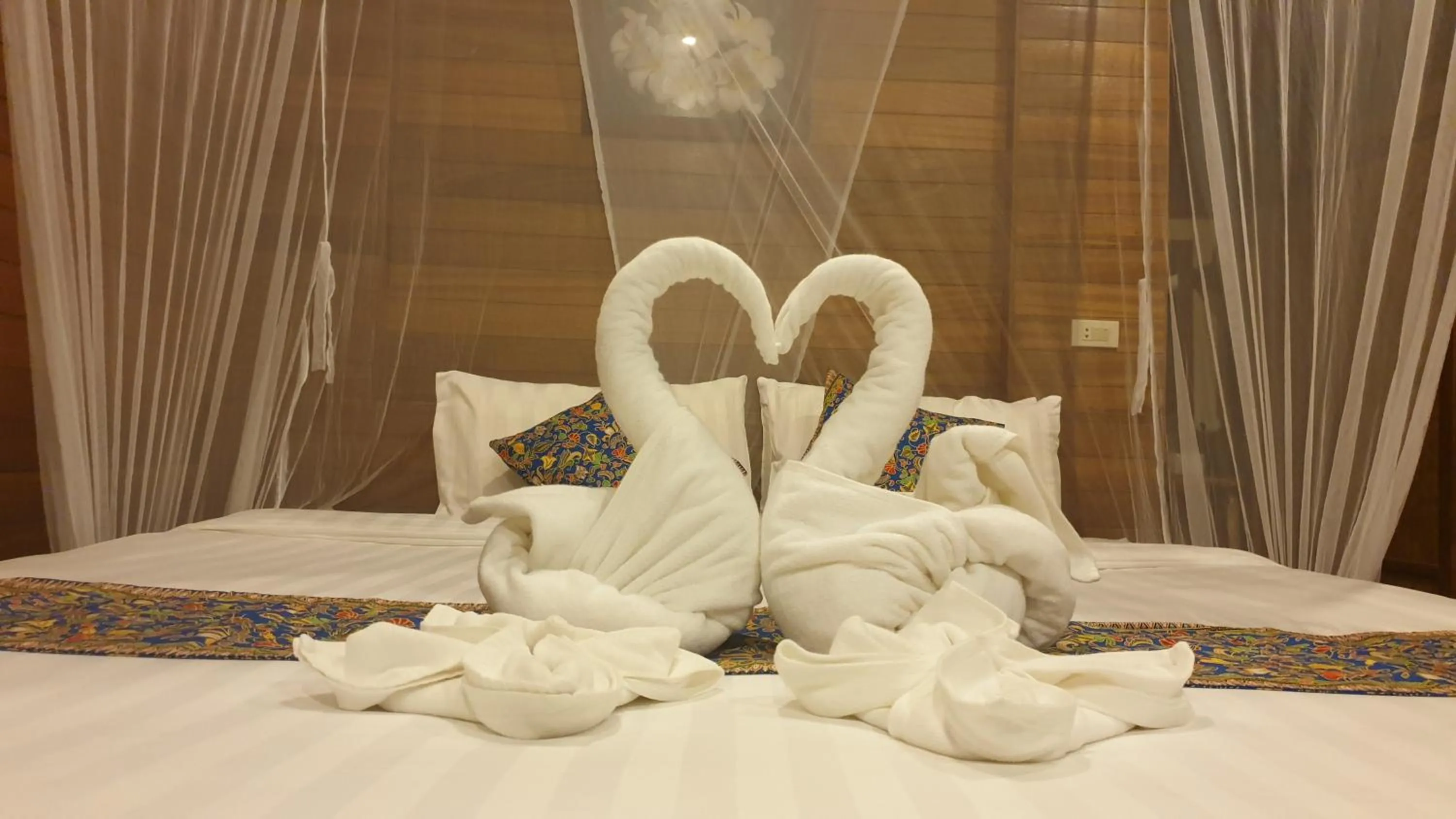 Bed in Esmeralda View Resort - SHA Extra Plus