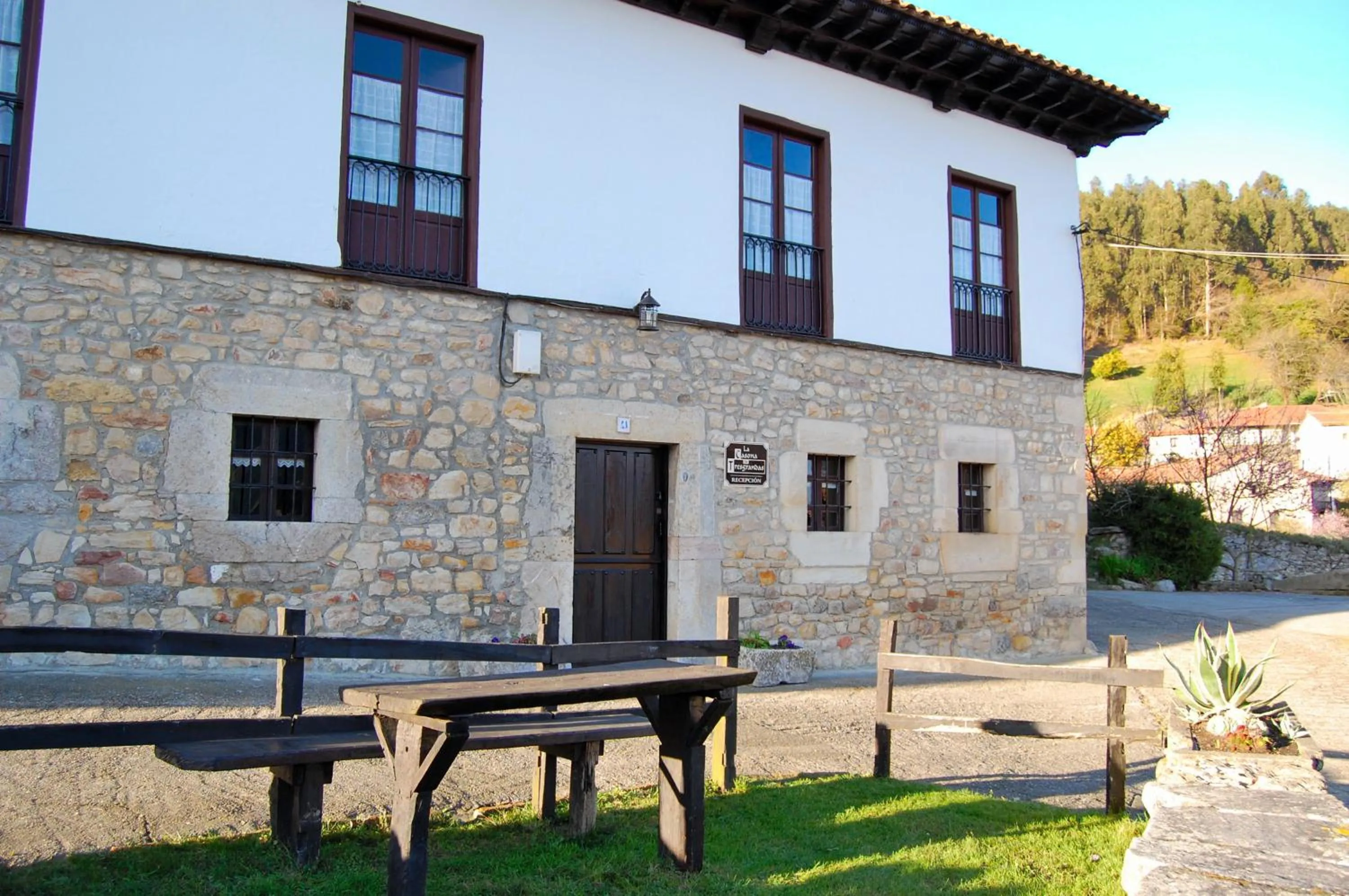 Property building in La Casona de Tresgrandas