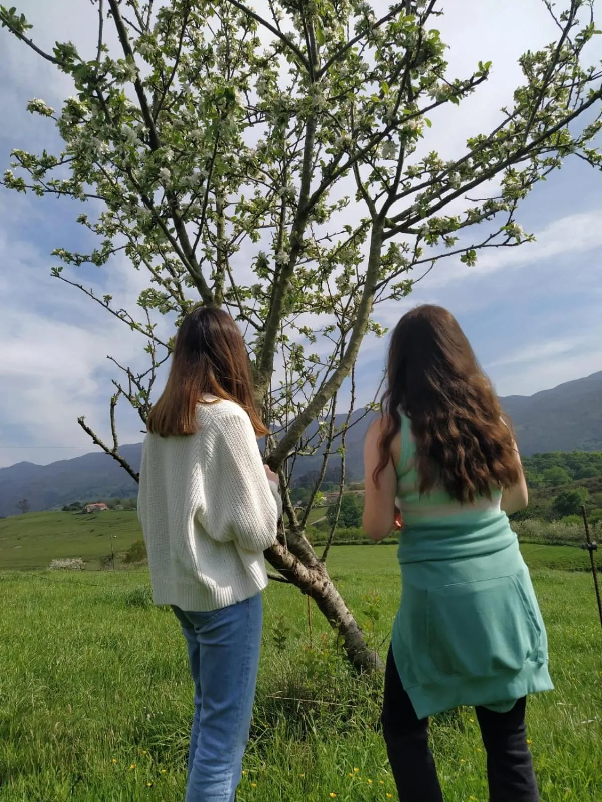 People in La Casona de Tresgrandas