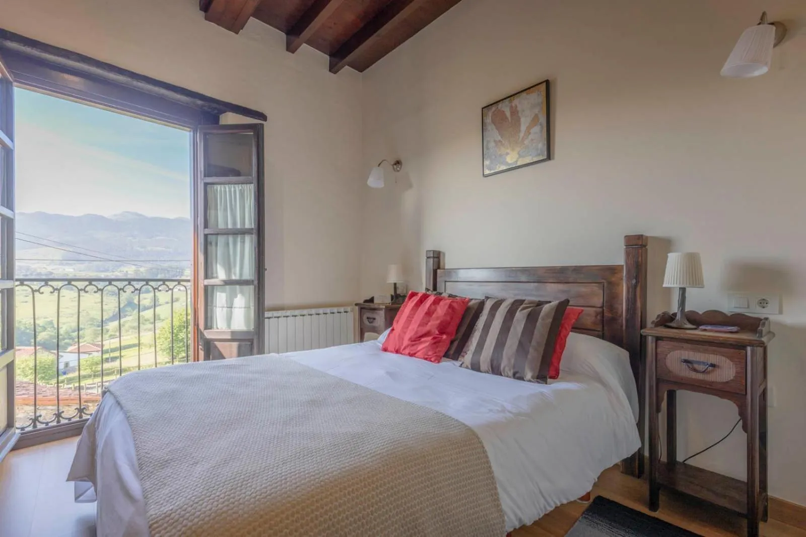 Bathroom, Bed in La Casona de Tresgrandas