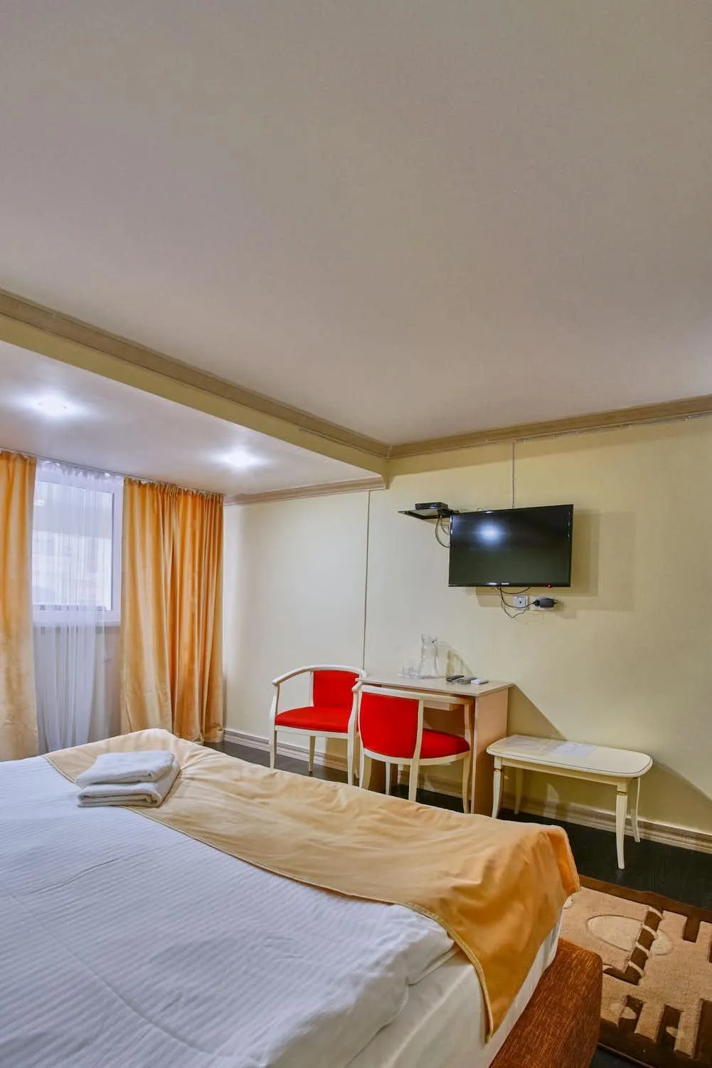 Bed in Jasmine Hotel