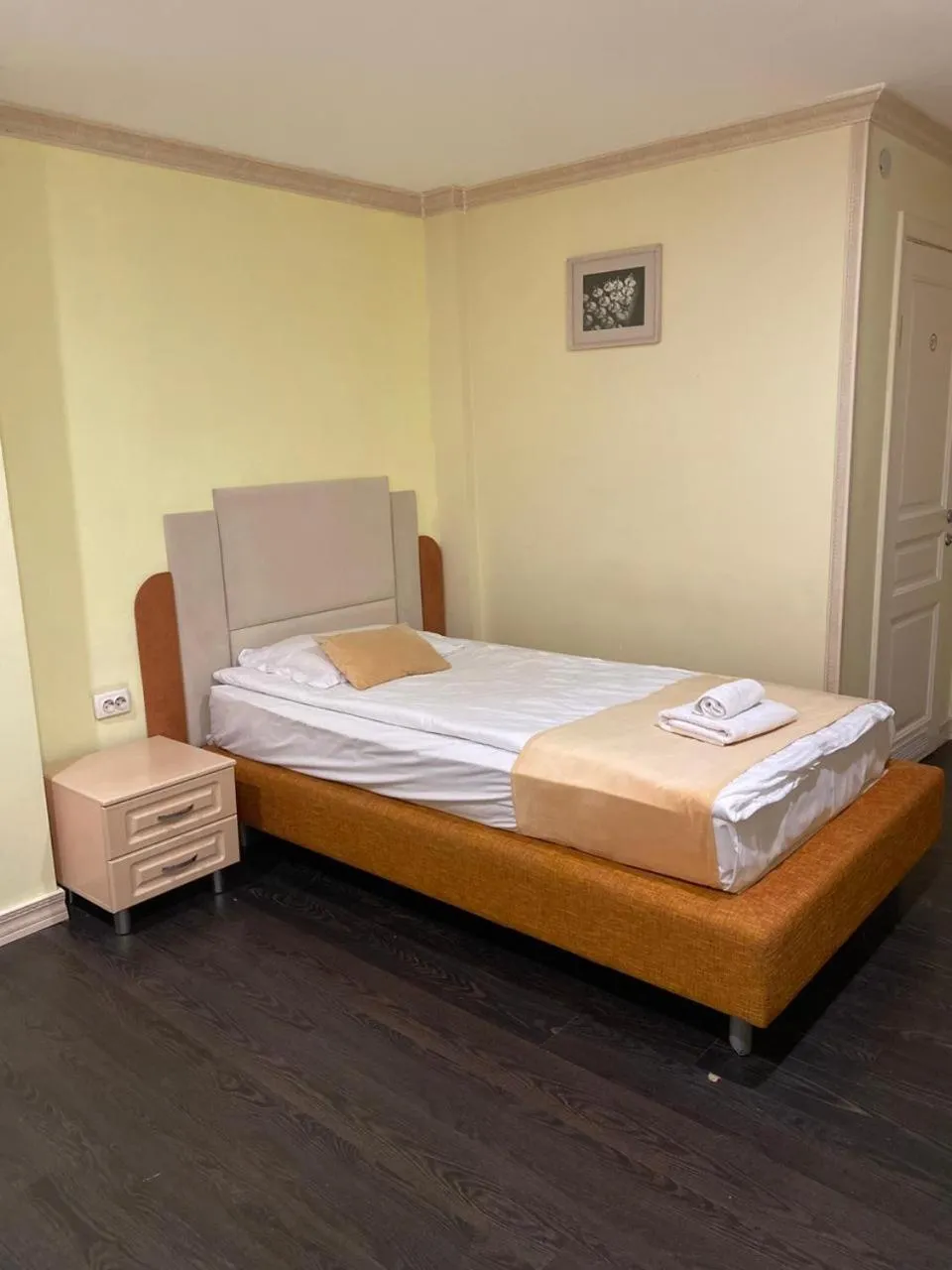 Bed in Jasmine Hotel