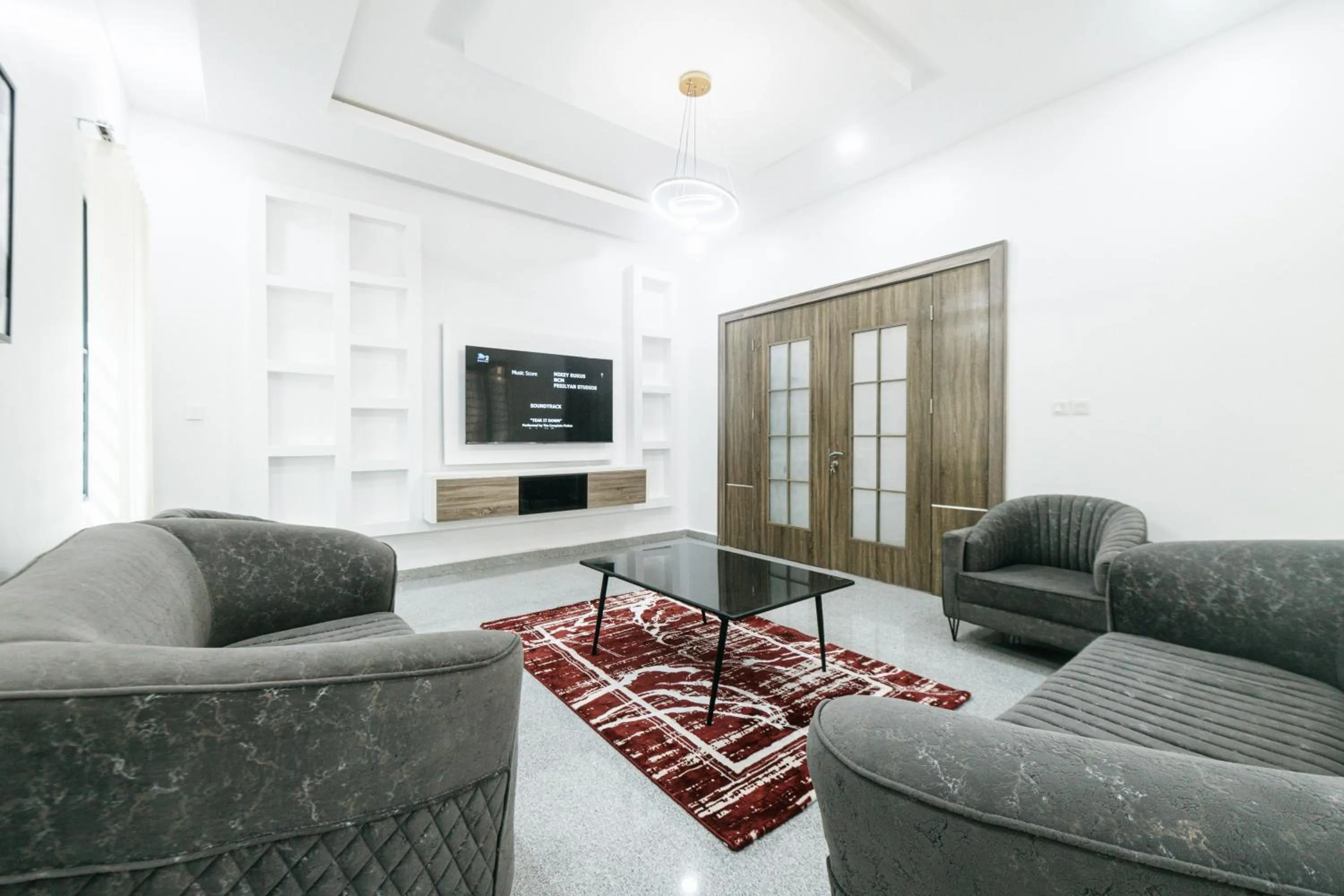 Communal lounge/ TV room in 5Blu Residence