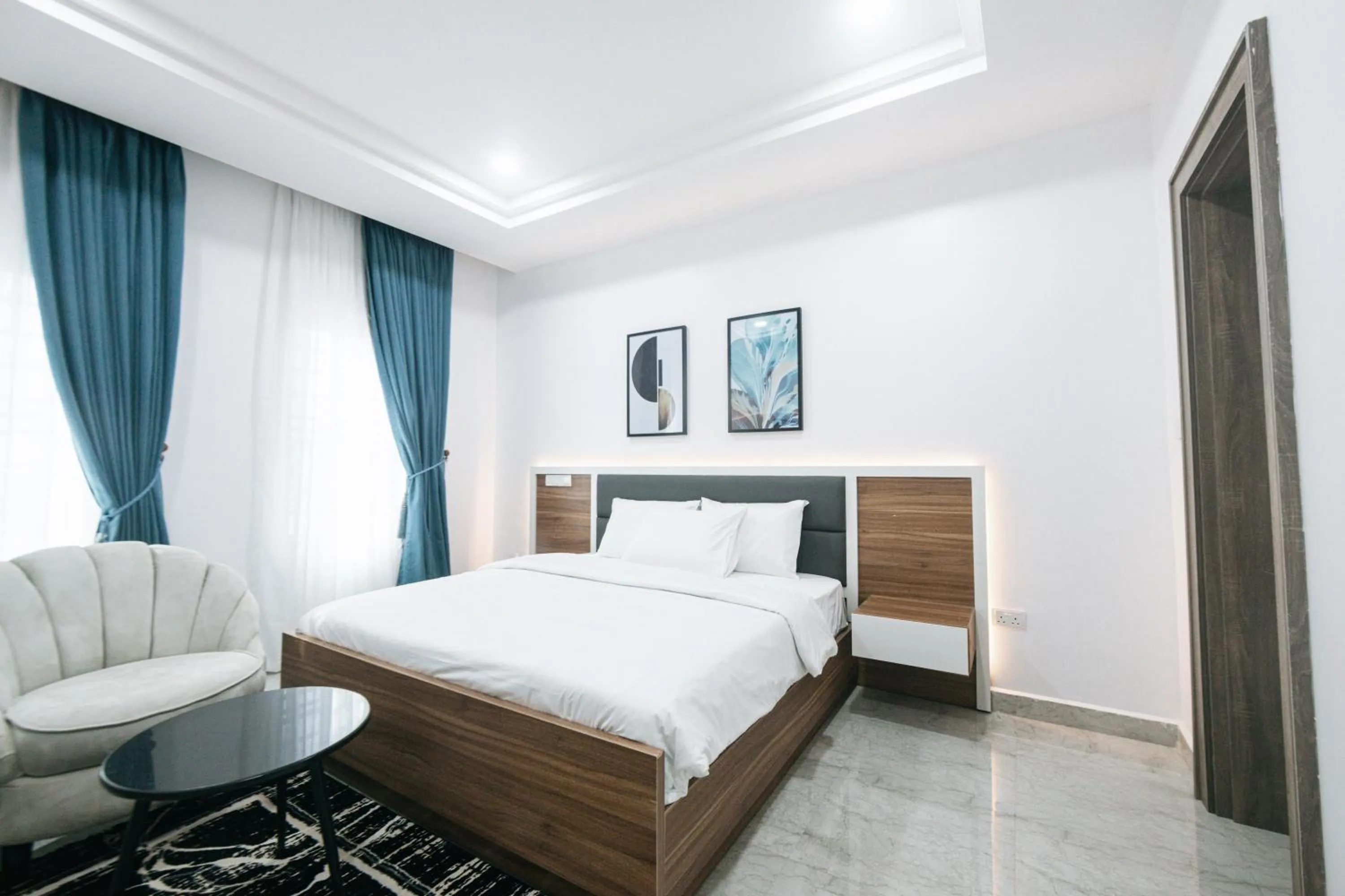 Seating area, Bed in 5Blu Residence