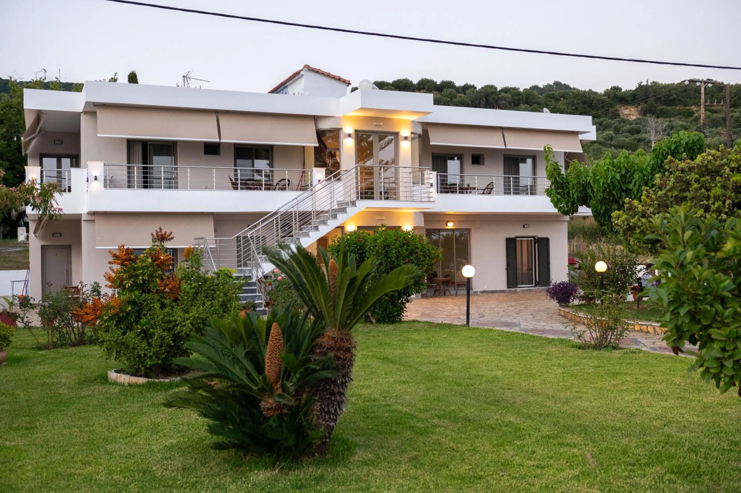 Raptis Apartments