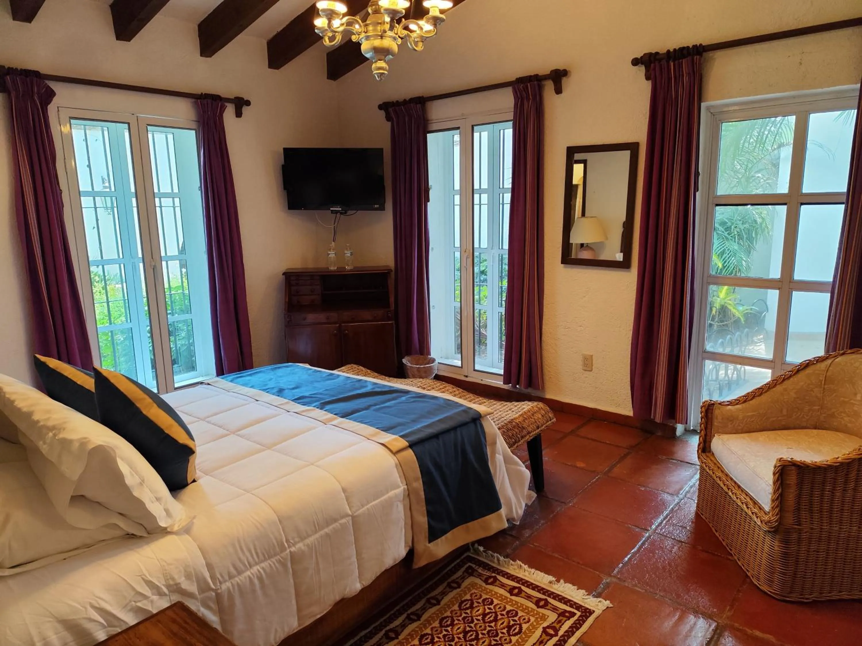 Bed in Casa de las Conchas Cuernavaca