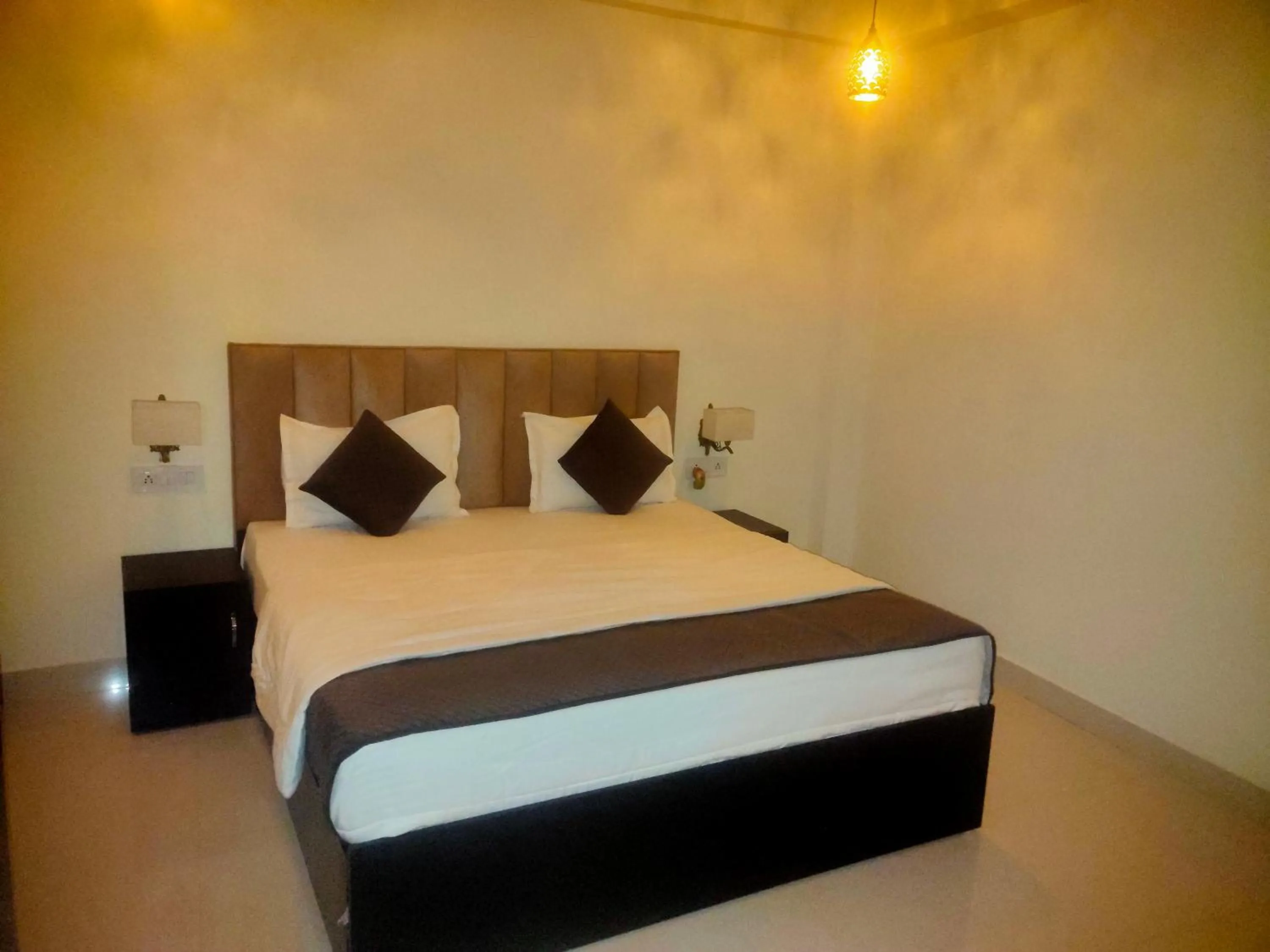 Deluxe King Room in Rudraksh Paradise
