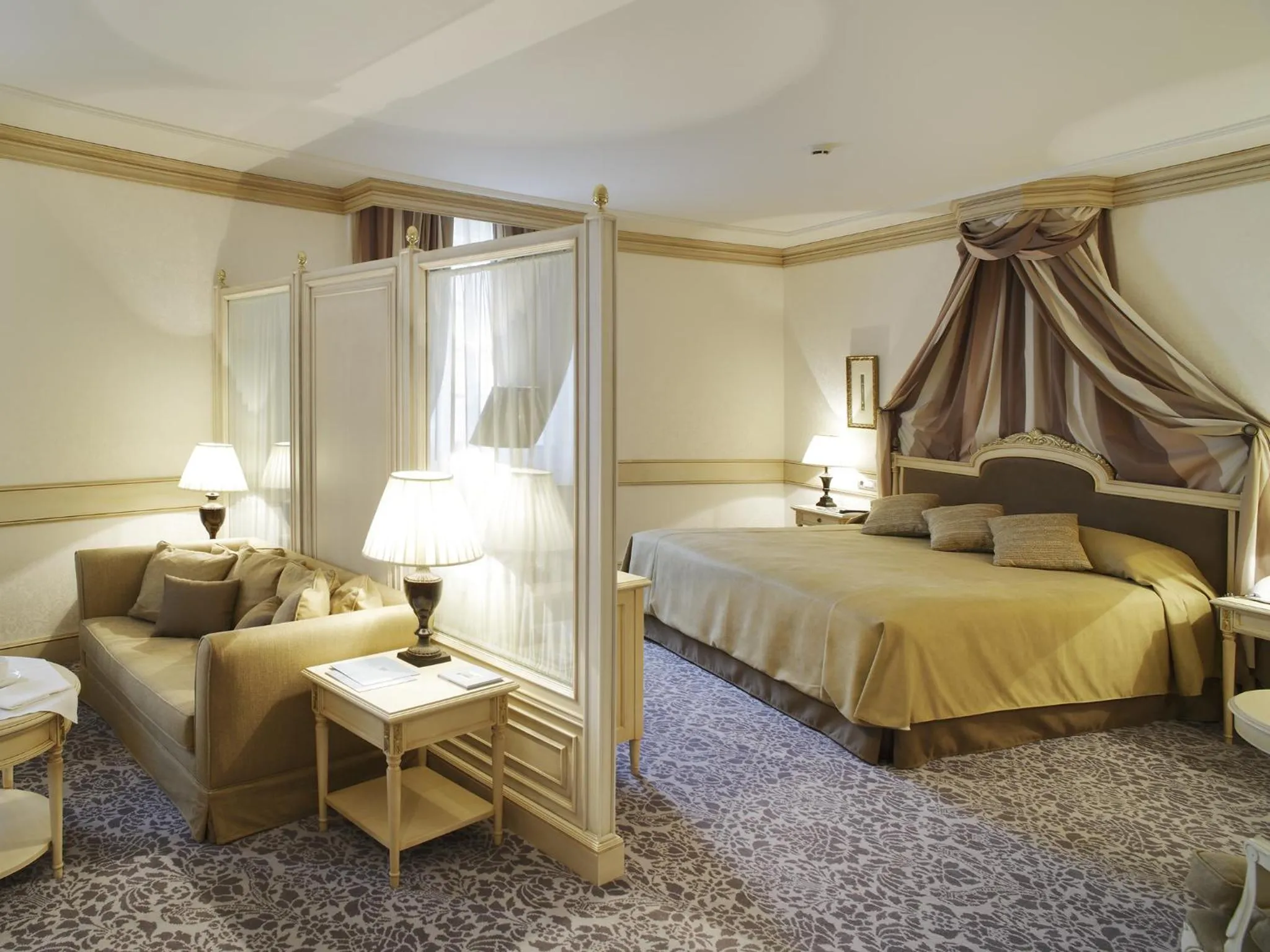 Photo of the whole room, Bed in Blau Gran Hotel Las Caldas - Adults Only