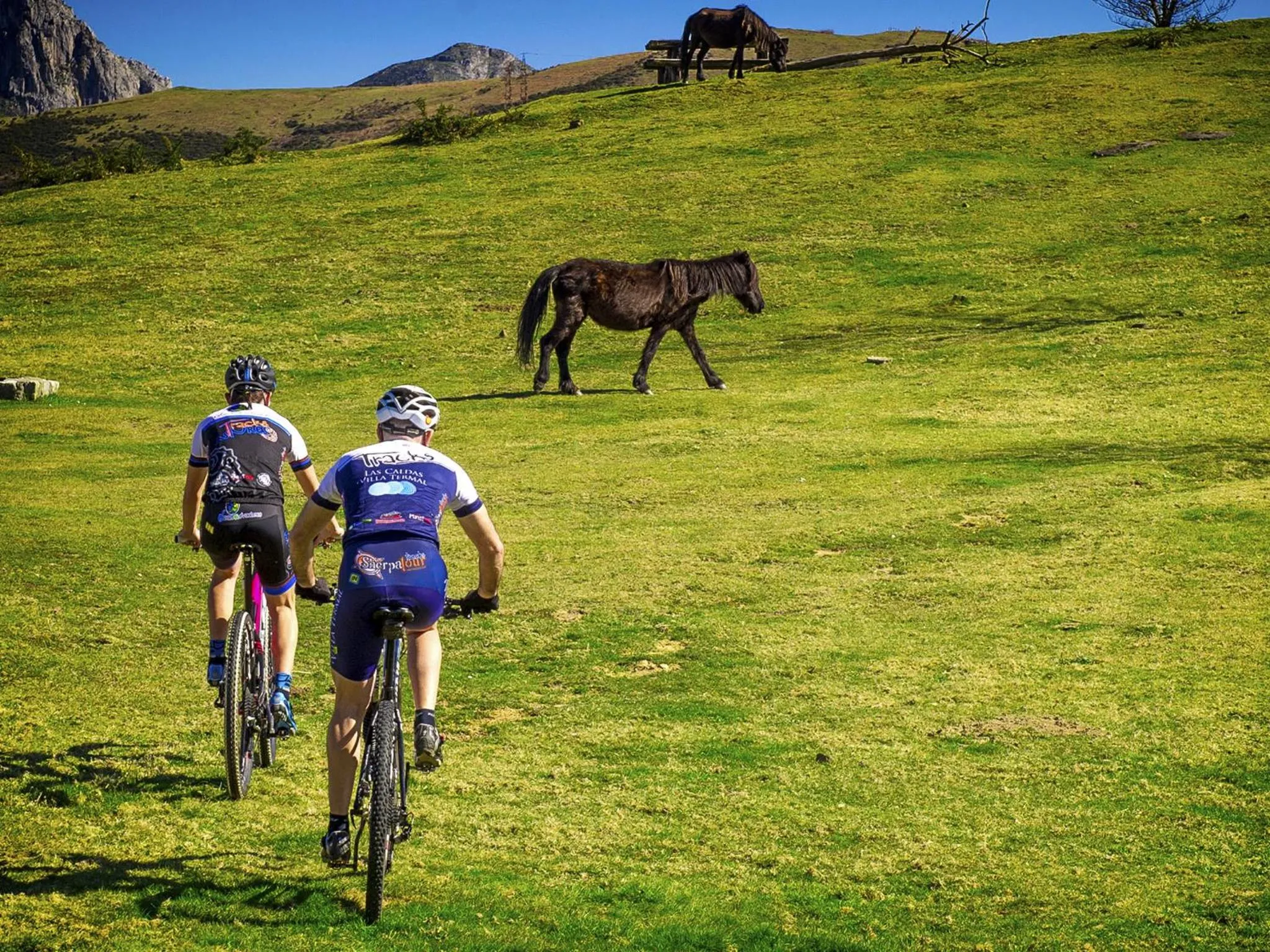 Cycling in Blau Gran Hotel Las Caldas - Adults Only