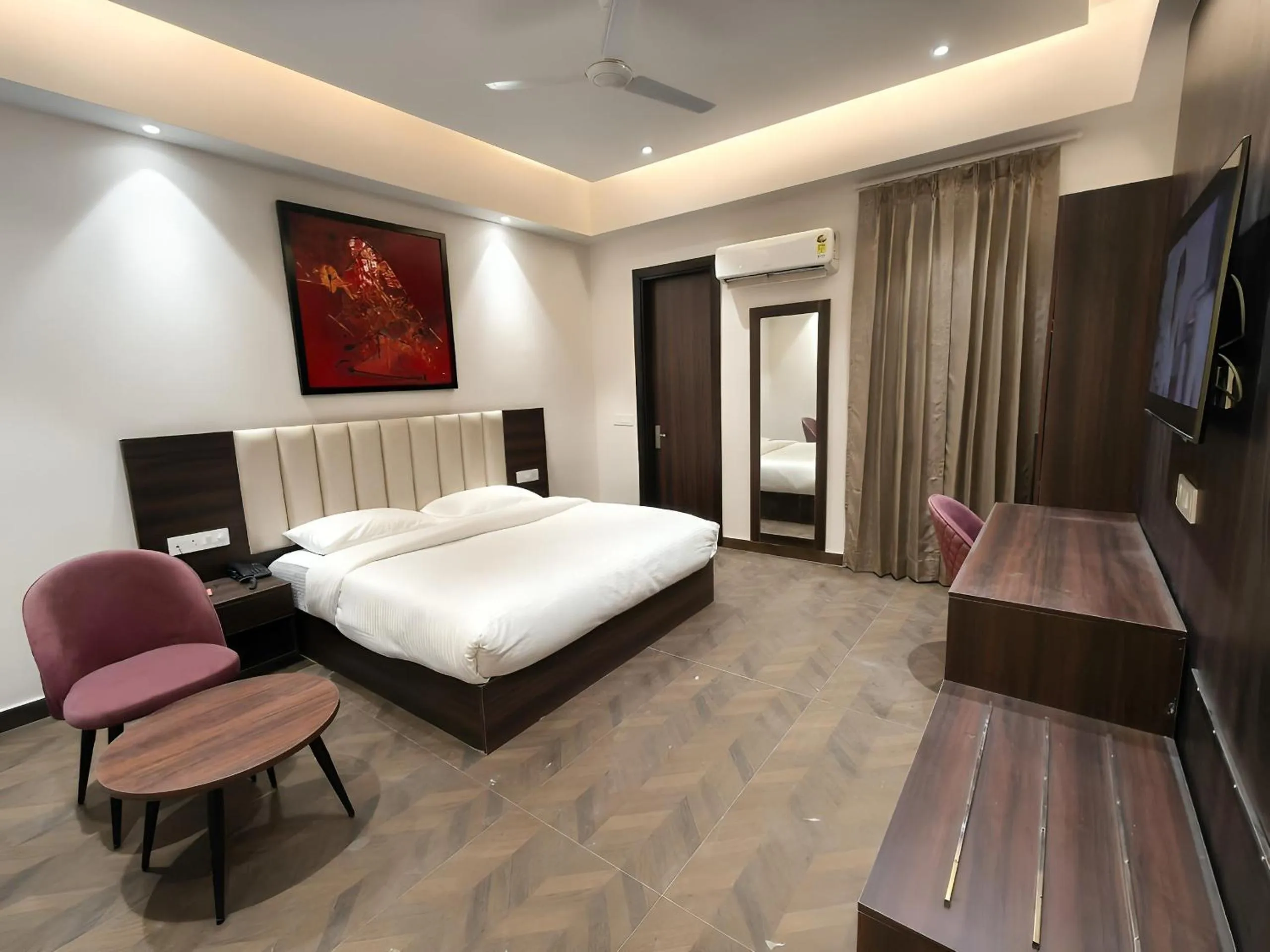 Bed in The Altruist Hotel Sec-57