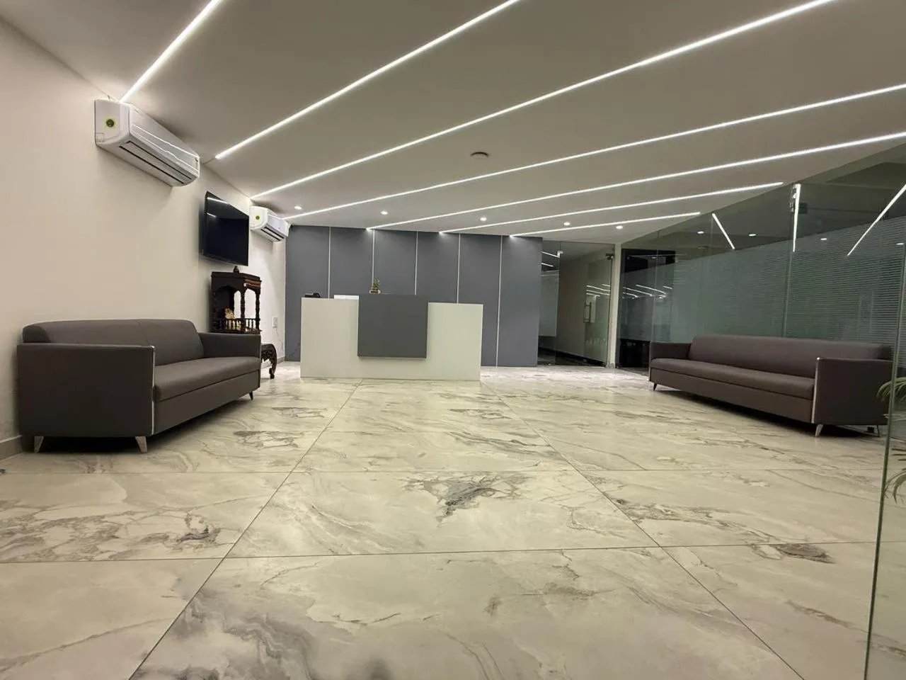 Lobby or reception in The Altruist Hotel Sec-57