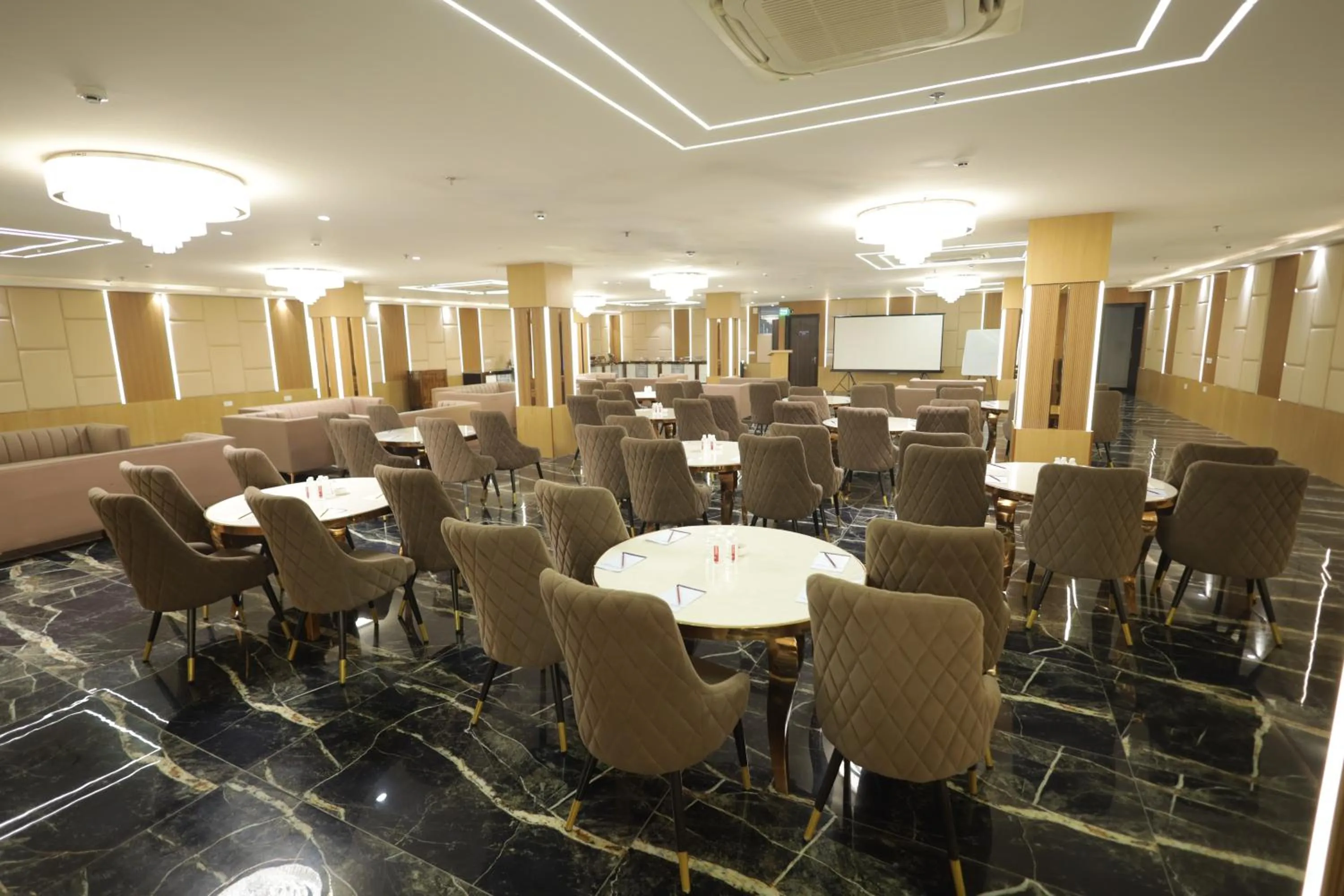 Meeting/conference room in The Altruist Hotel Sec-57