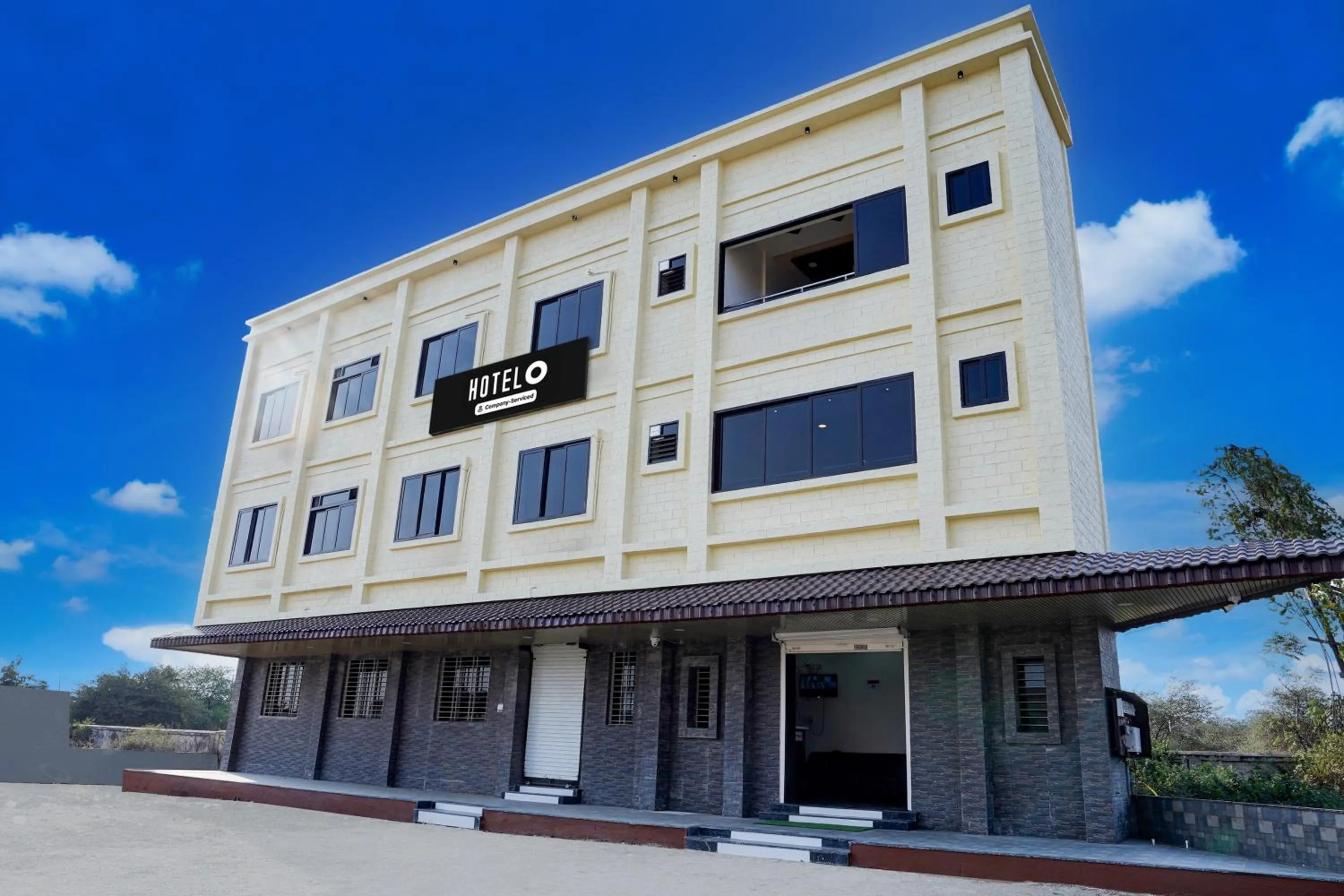 Facade/entrance in Super Hotel O Dabha Hilltop
