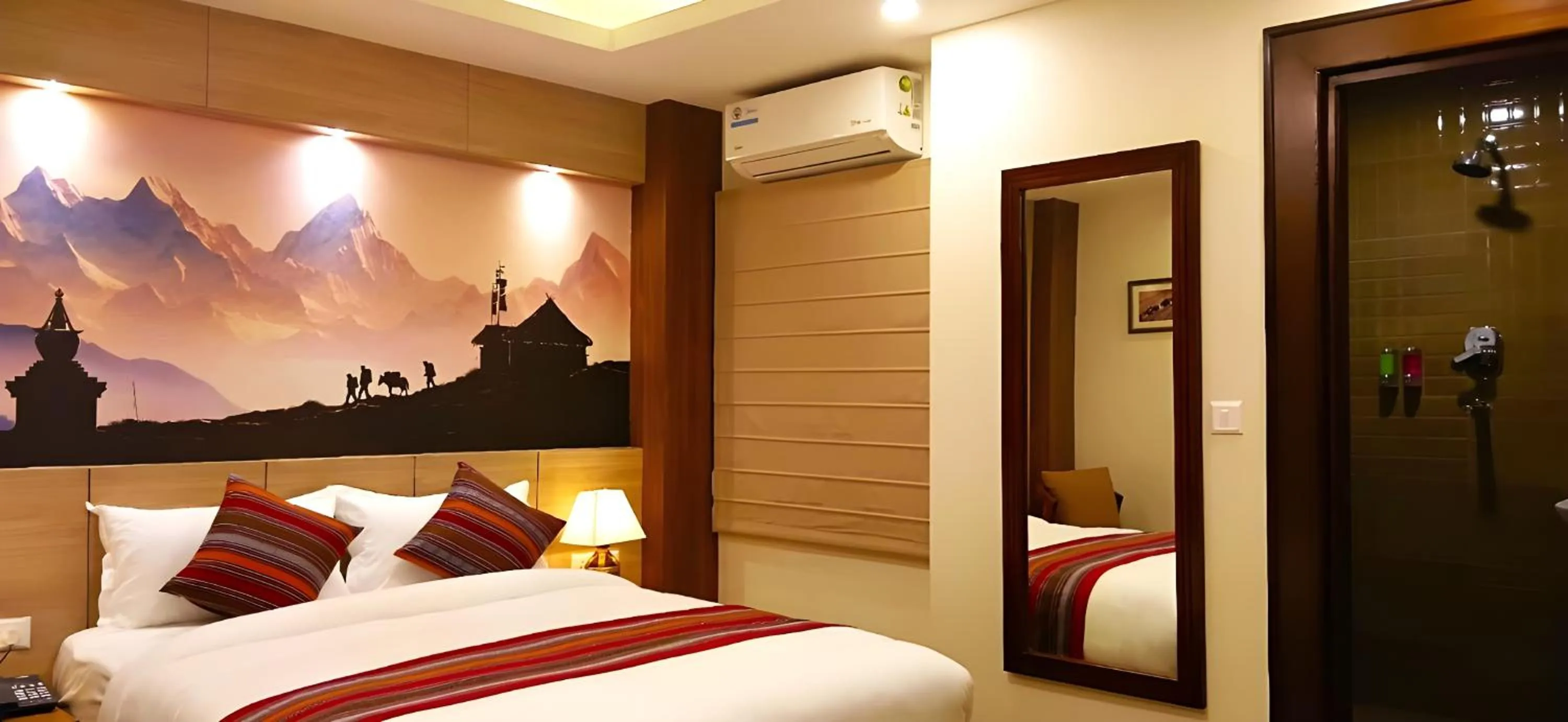 Bed in Hotel Sherpani