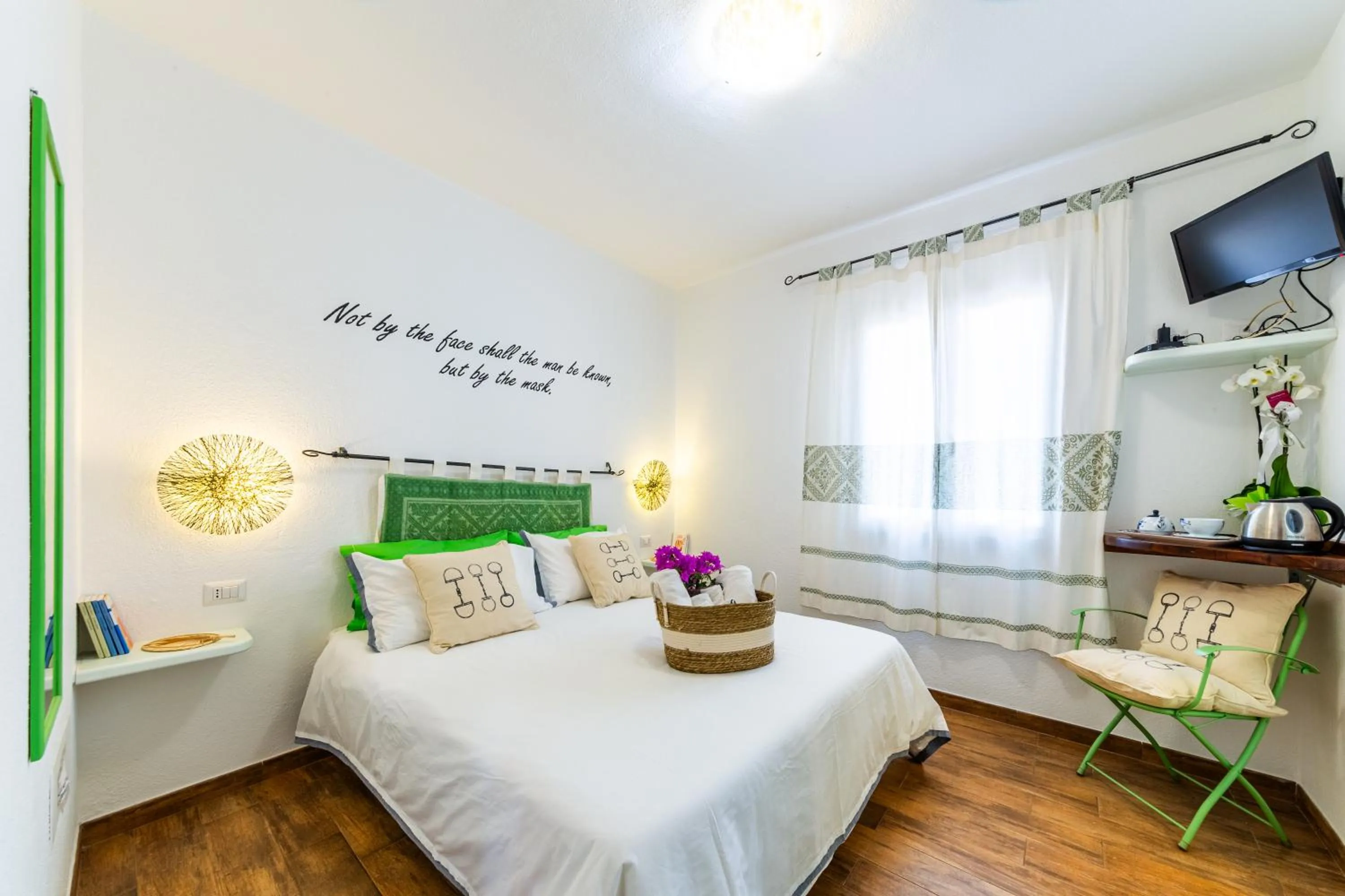 Bed in Le Maschere B&B