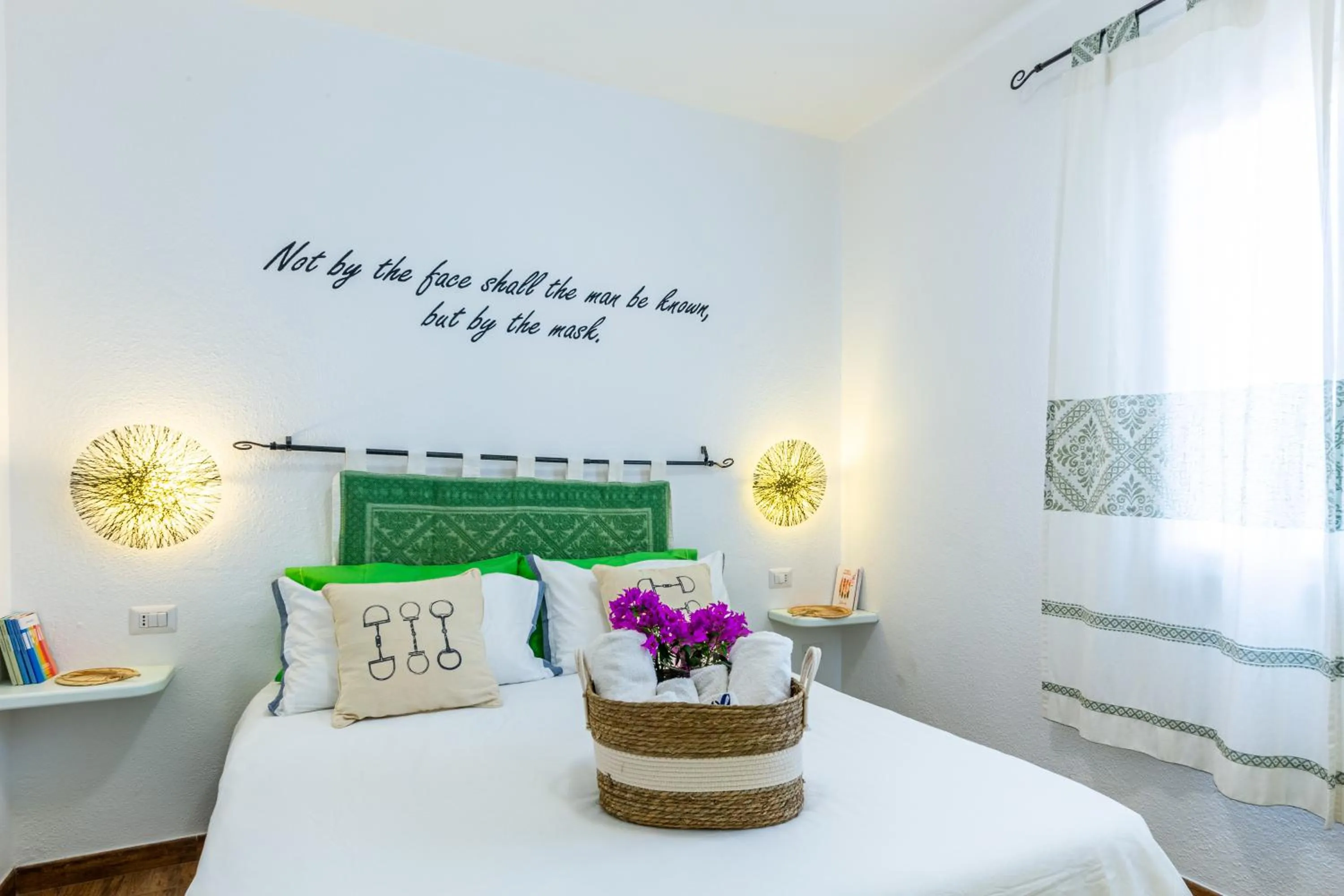 Bed in Le Maschere B&B