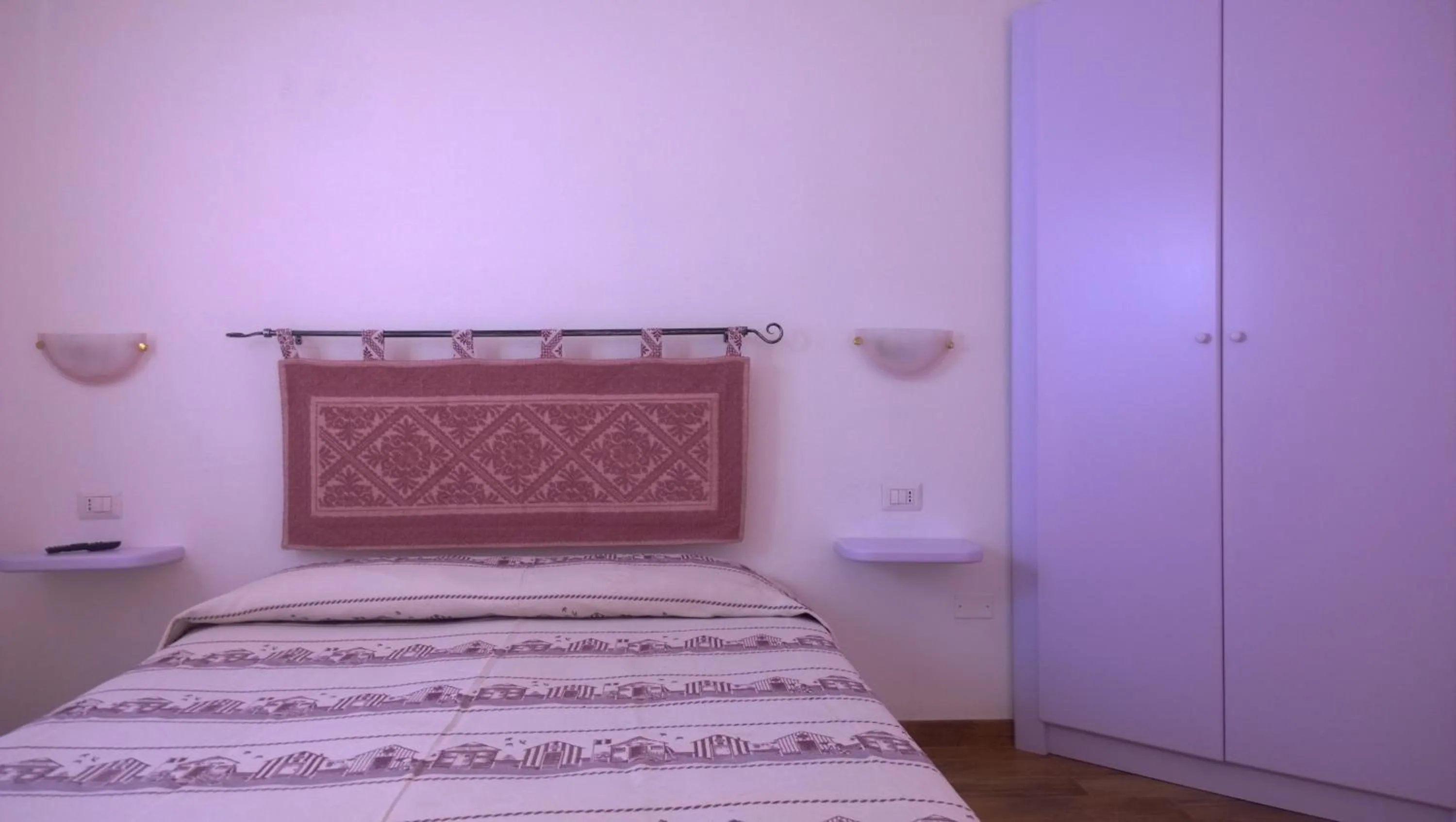 Bed in Le Maschere B&B