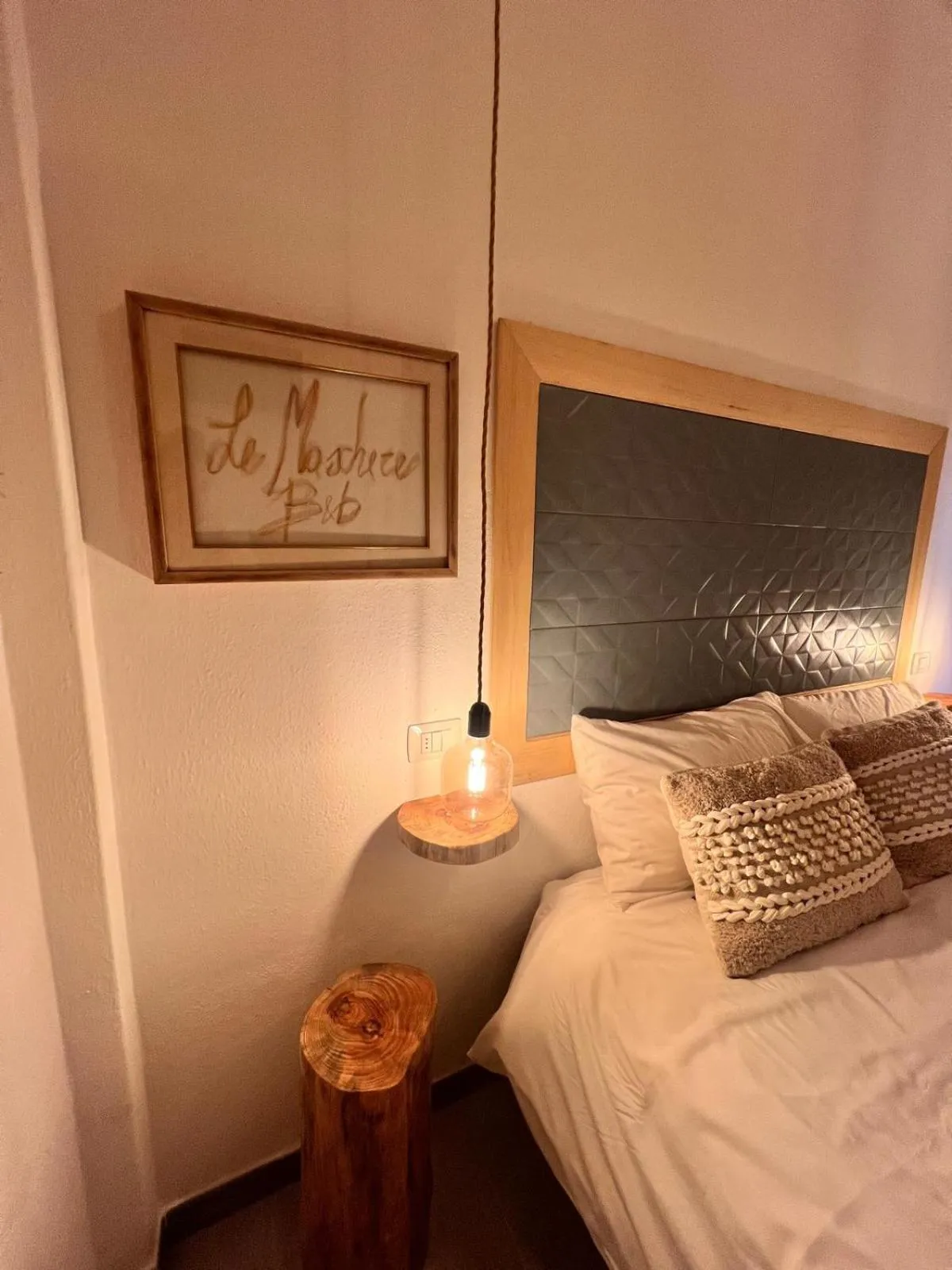 Bed in Le Maschere B&B