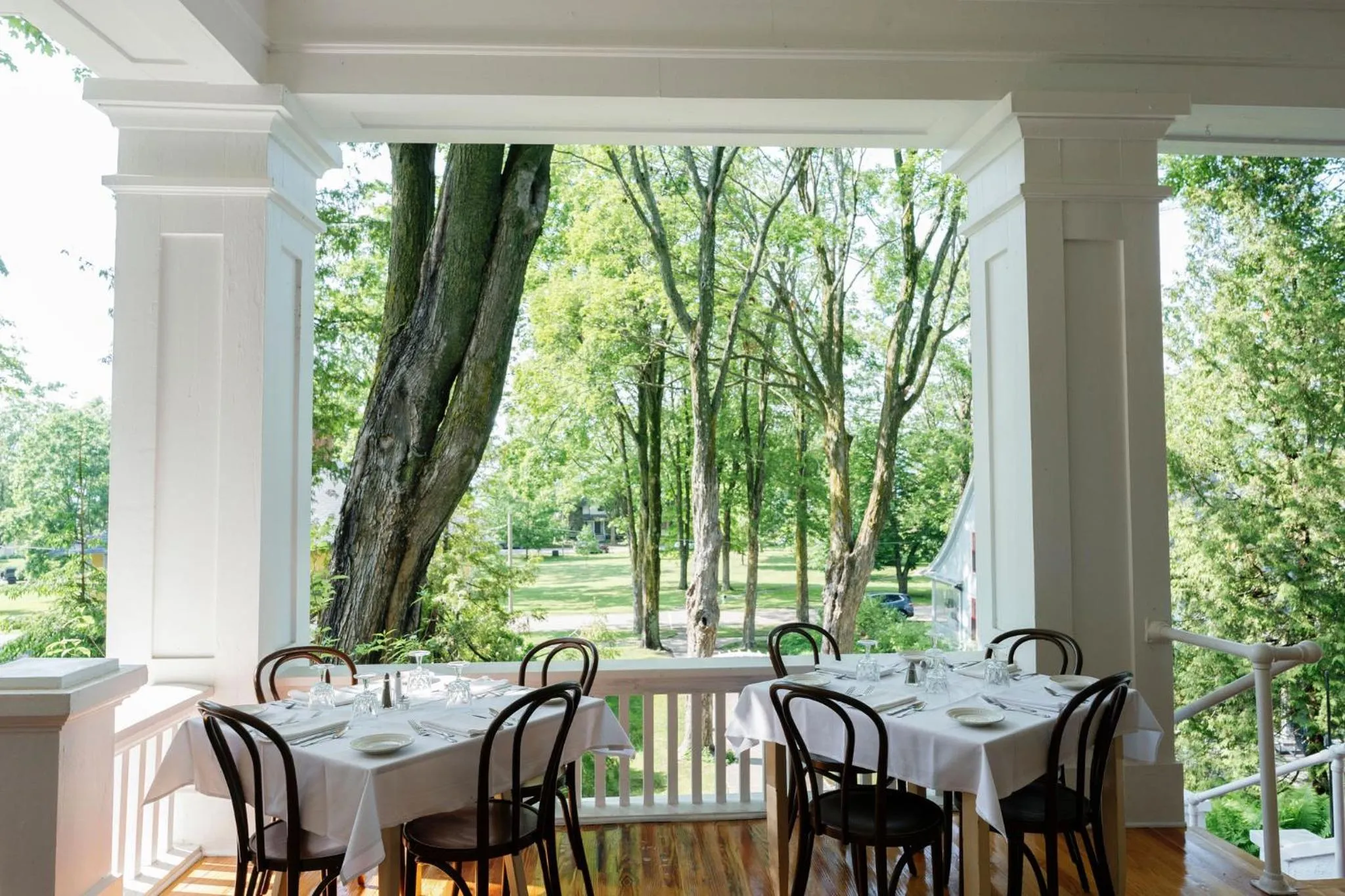 Restaurant/places to eat in Terrace Inn and 1911 Restaurant