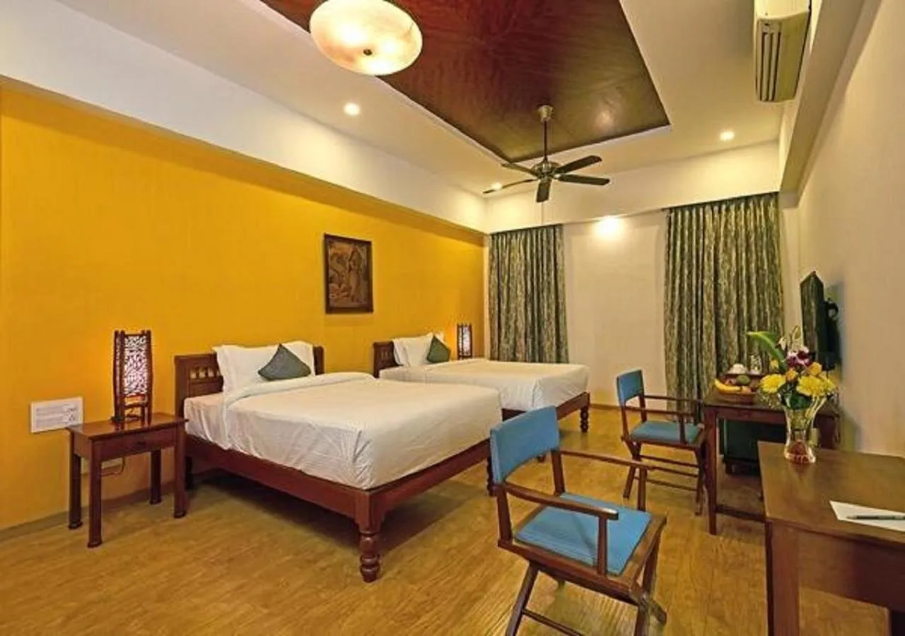 Bedroom, Bed in Maroma Suites ECR