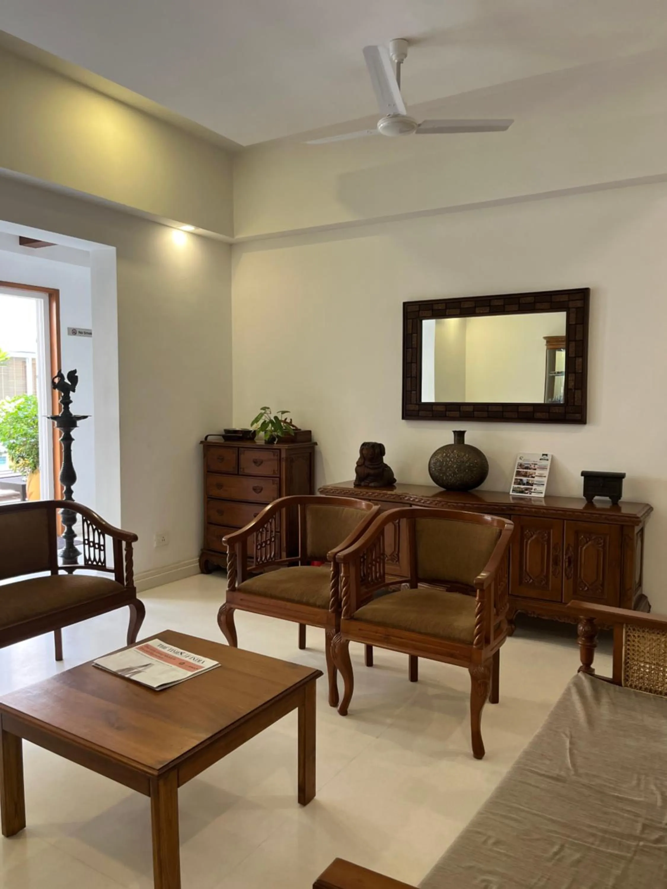 Seating area in Maroma Suites ECR