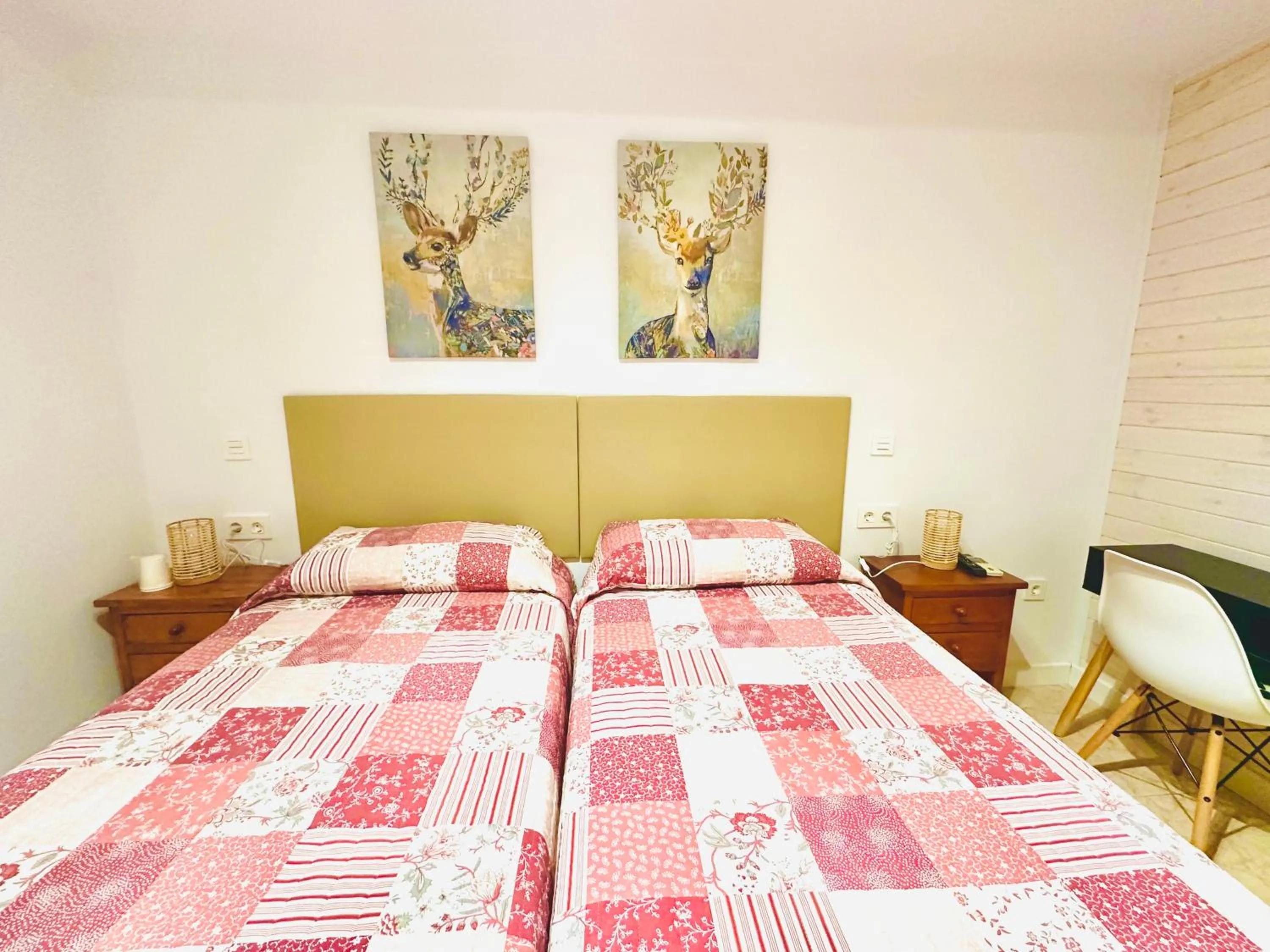 Bed in Hostal La Taberna