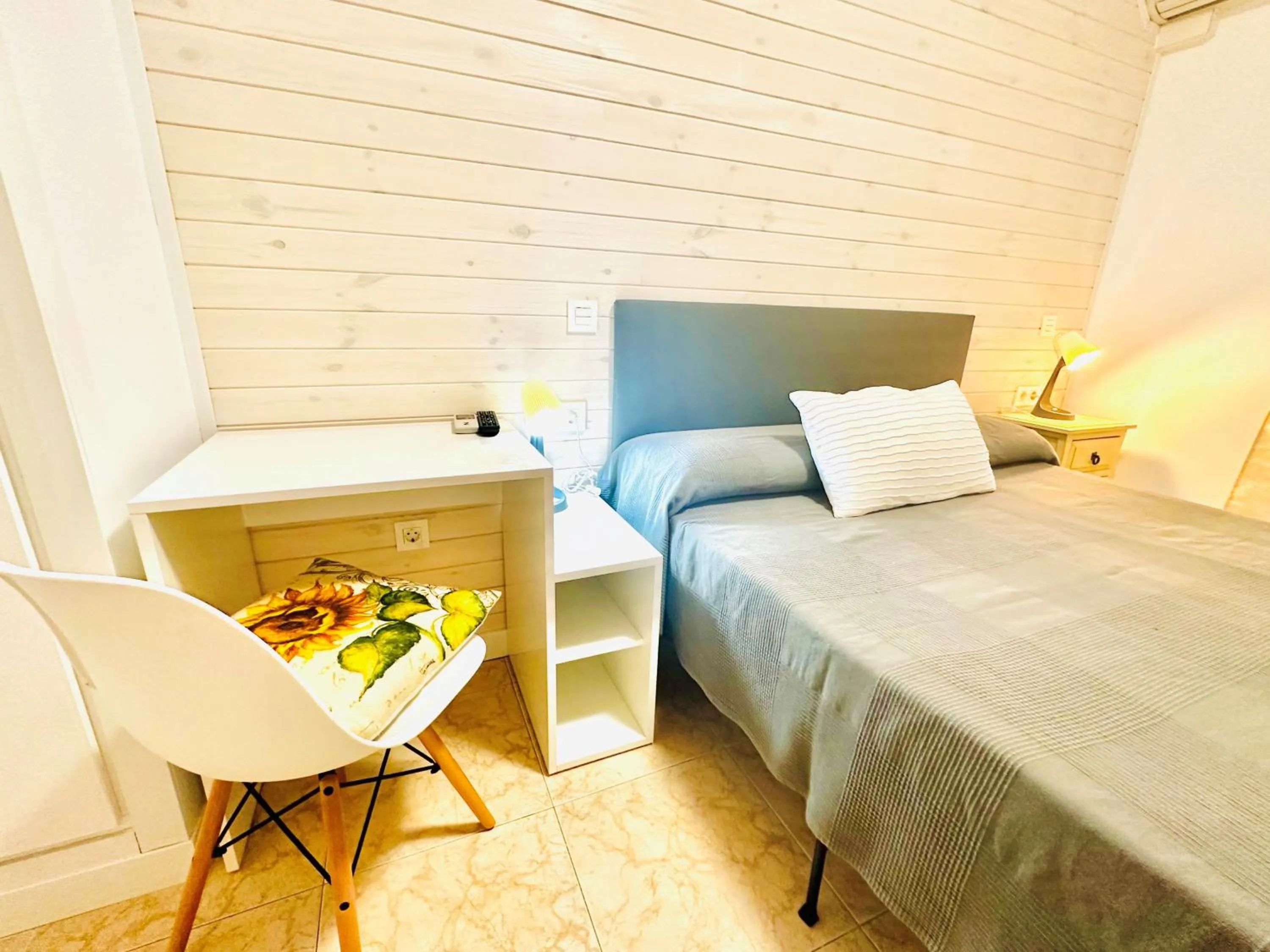 Bed in Hostal La Taberna